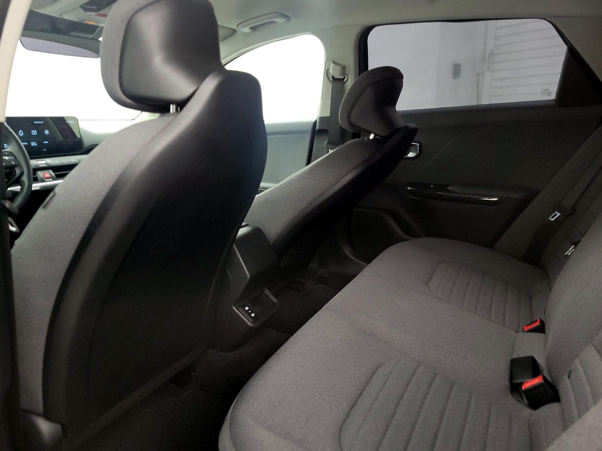 Thumbnail: 2025 Kia K4 - 19