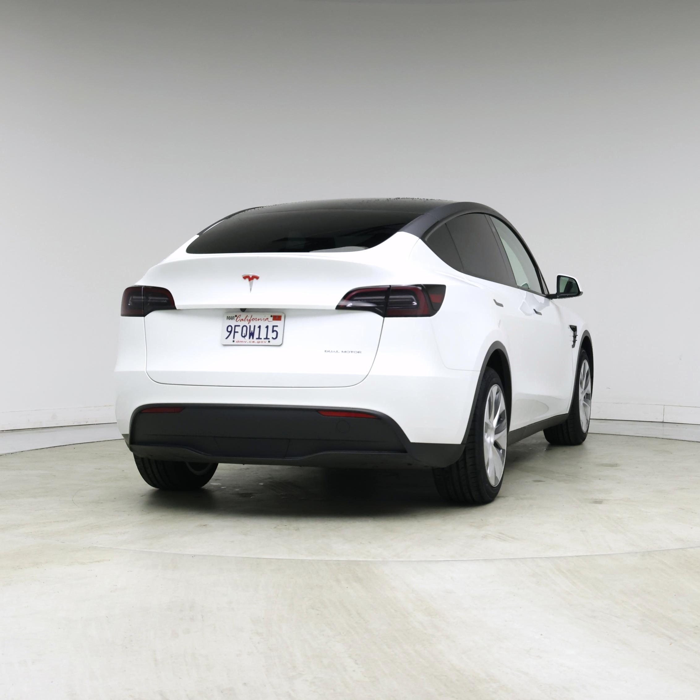 Thumbnail: 2023 Tesla Model Y - 8