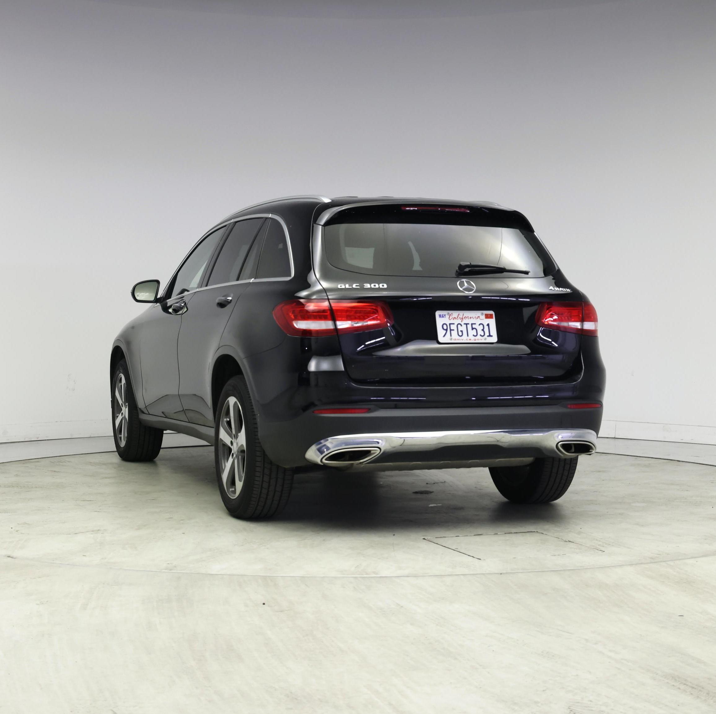 Thumbnail: 2016 Mercedes-Benz GLC - 2