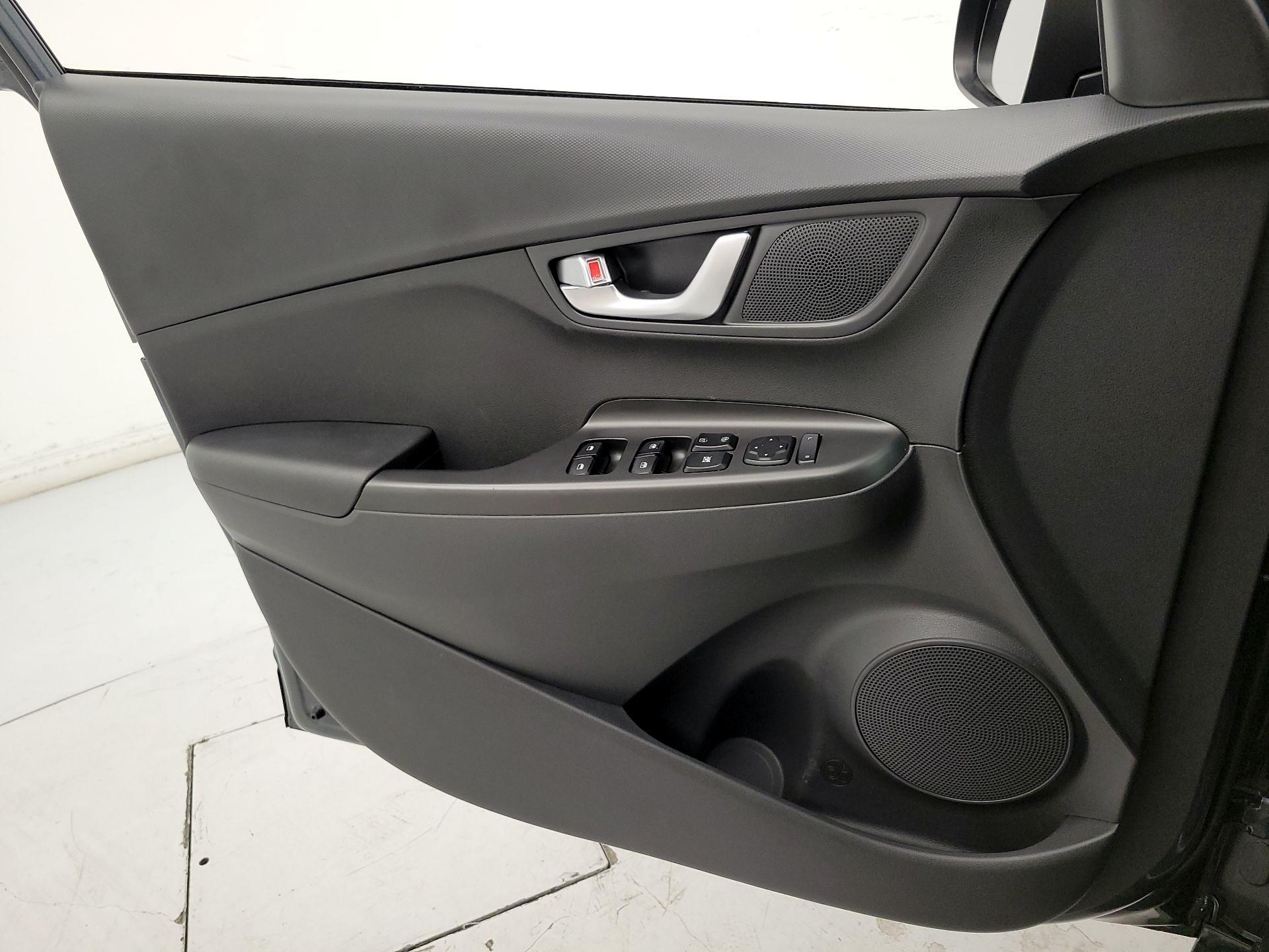 Thumbnail: 2023 Hyundai Kona - 12