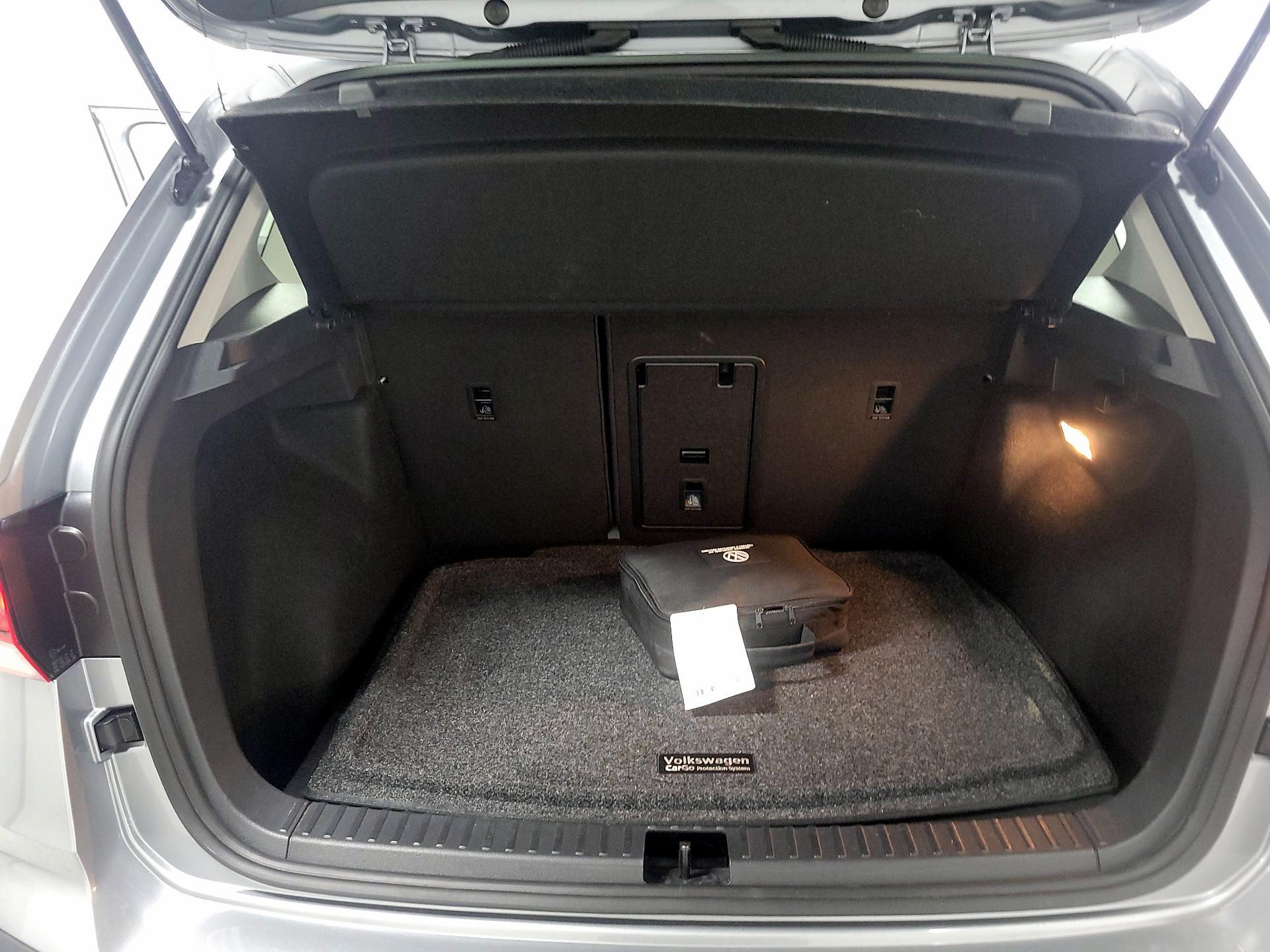 Thumbnail: 2022 Volkswagen Taos - 19