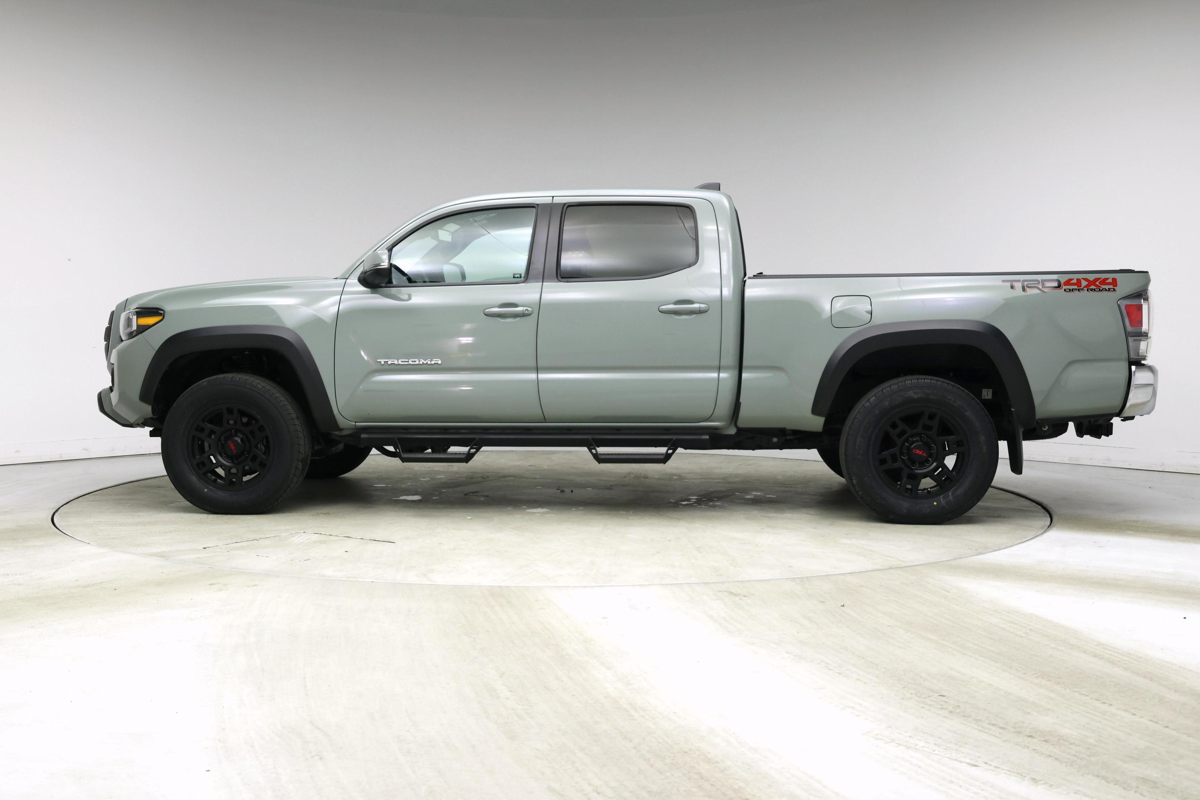 Thumbnail: 2023 Toyota Tacoma - 3