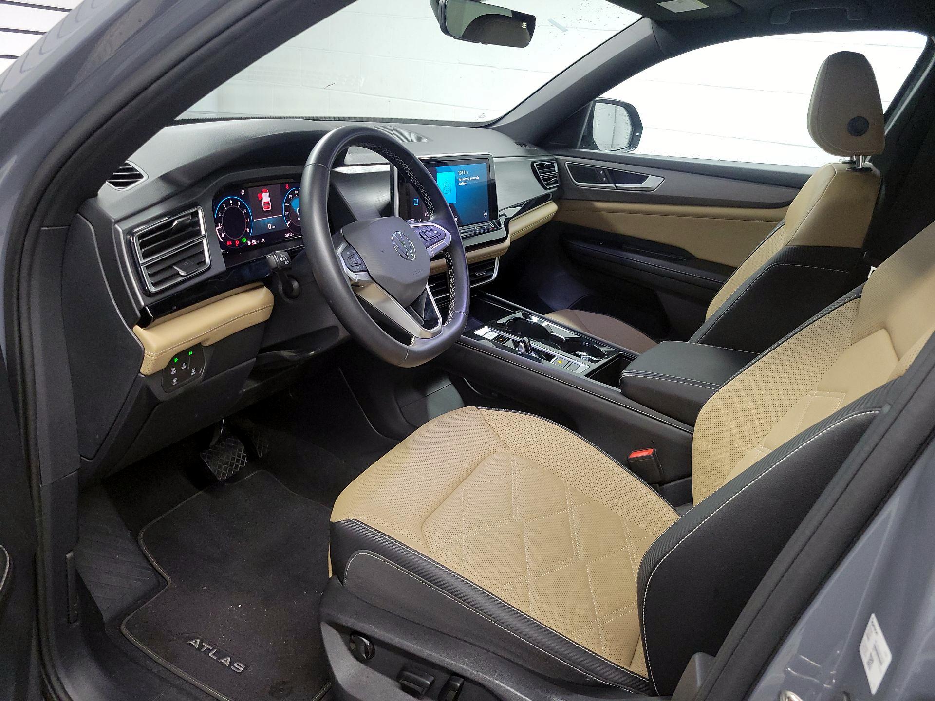 Thumbnail: 2024 Volkswagen Atlas - 11