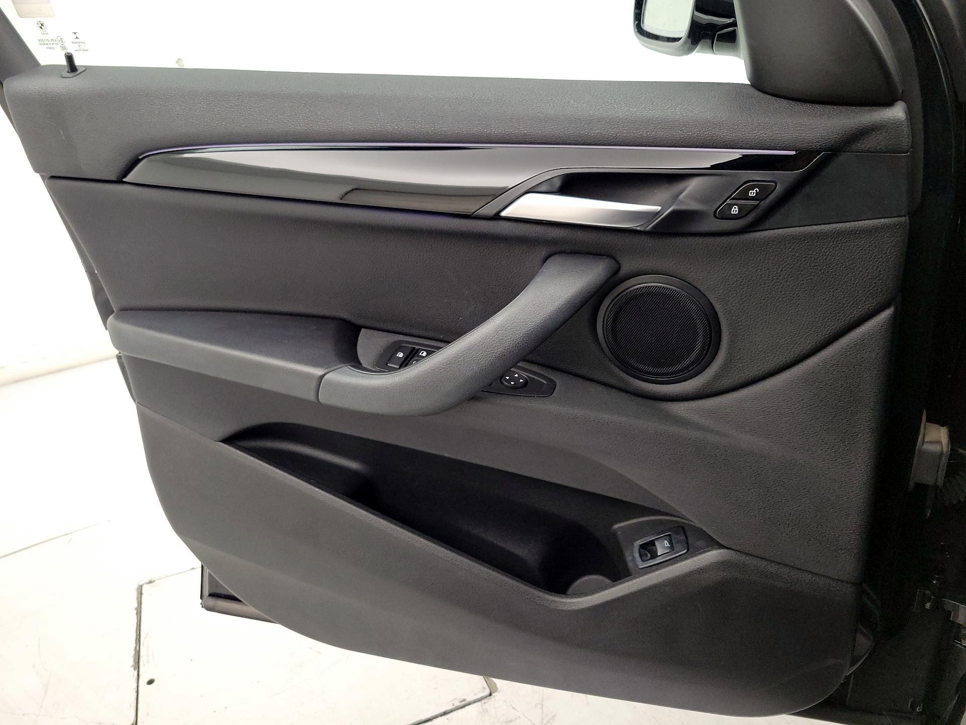 Thumbnail: 2018 BMW X2 - 12