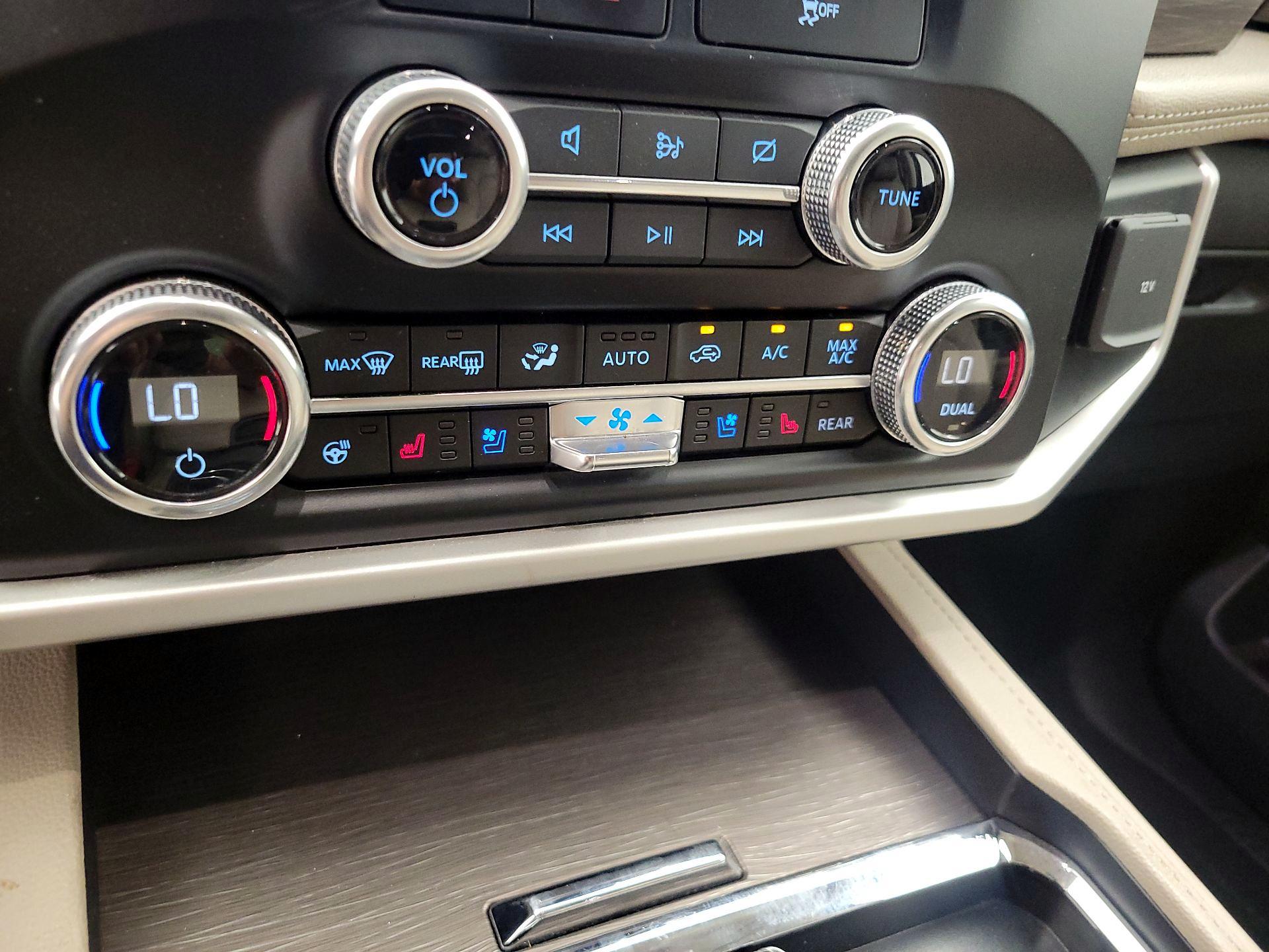 Thumbnail: 2024 Ford Expedition MAX - 16