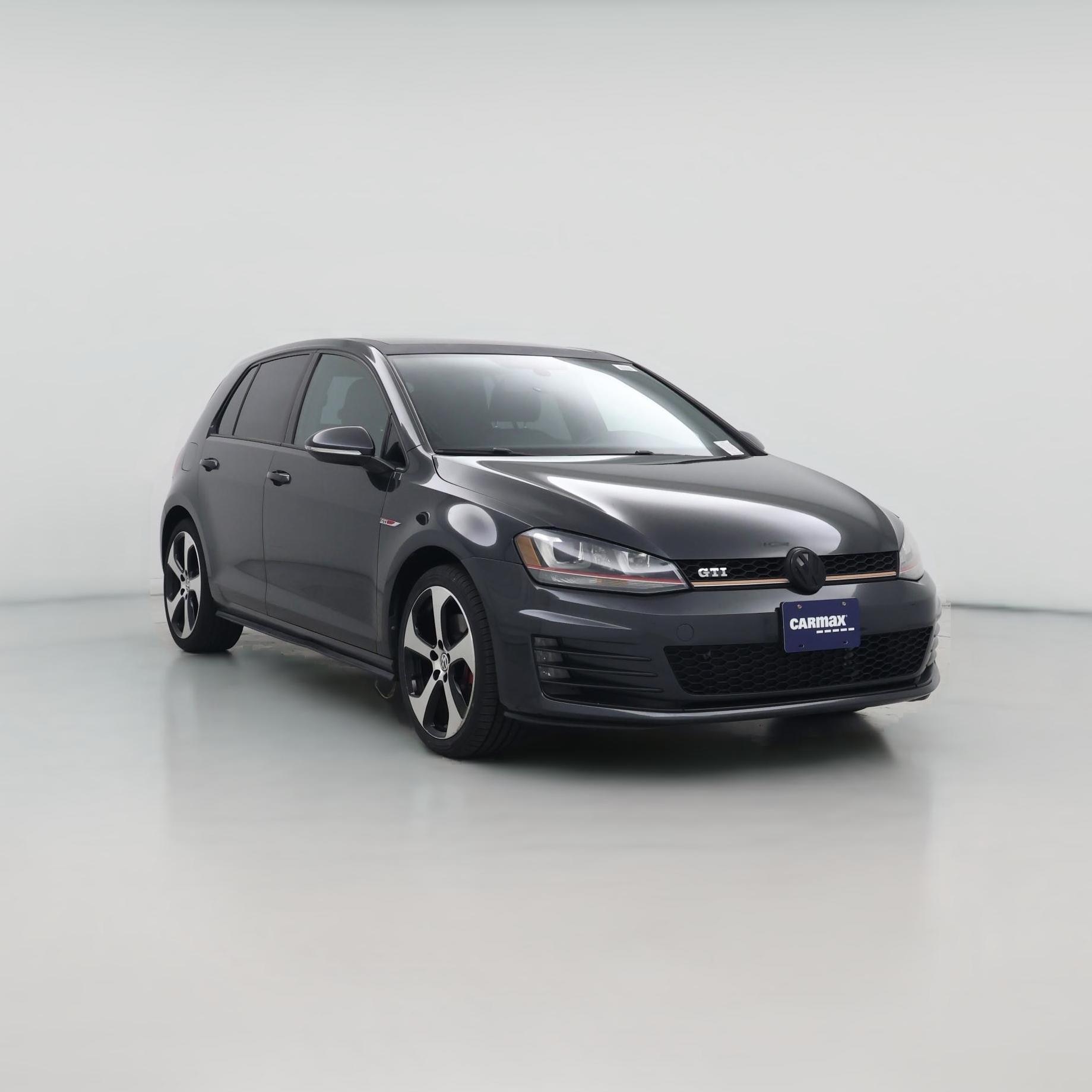 Thumbnail: 2016 Volkswagen Golf - 1