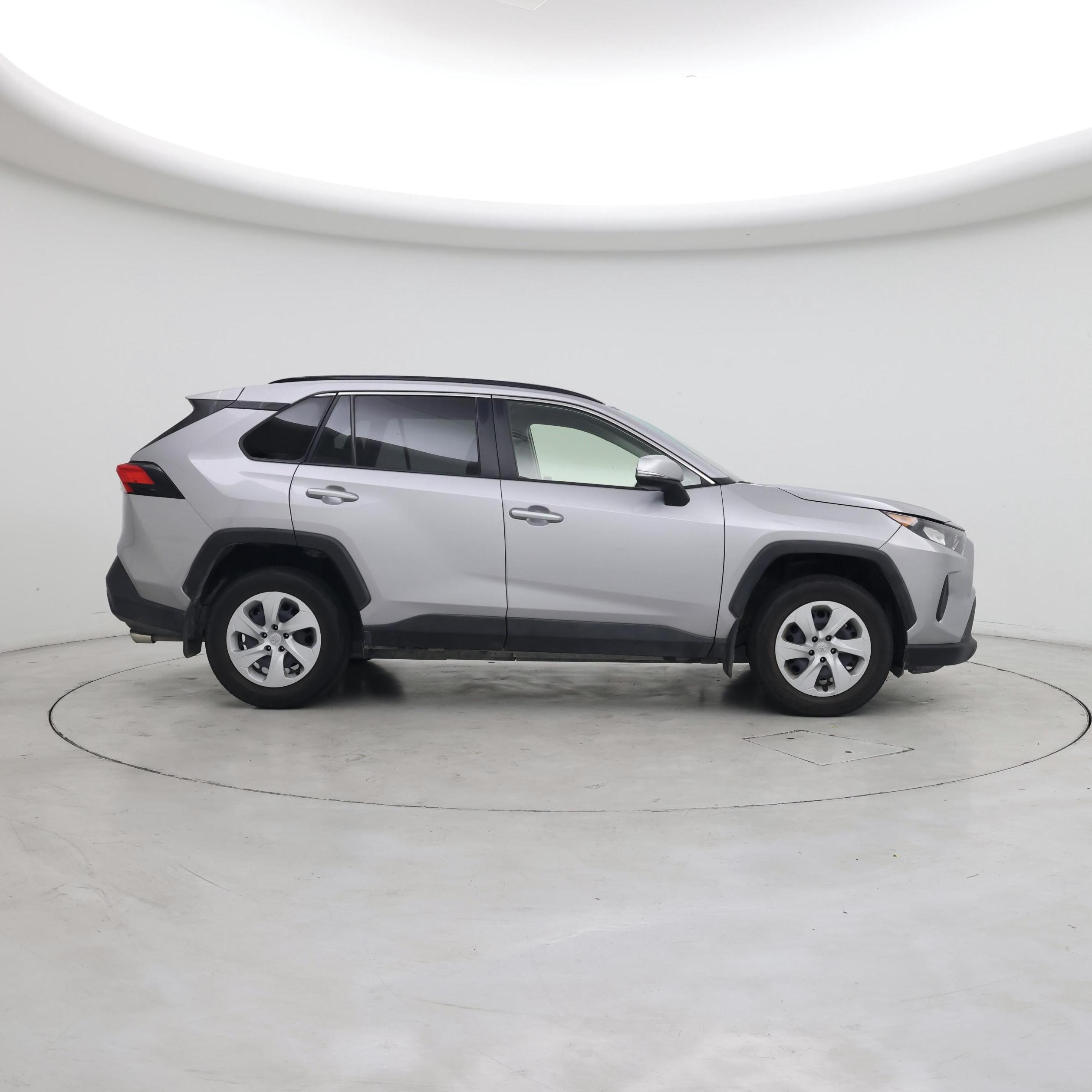 Thumbnail: 2020 Toyota RAV4 - 7