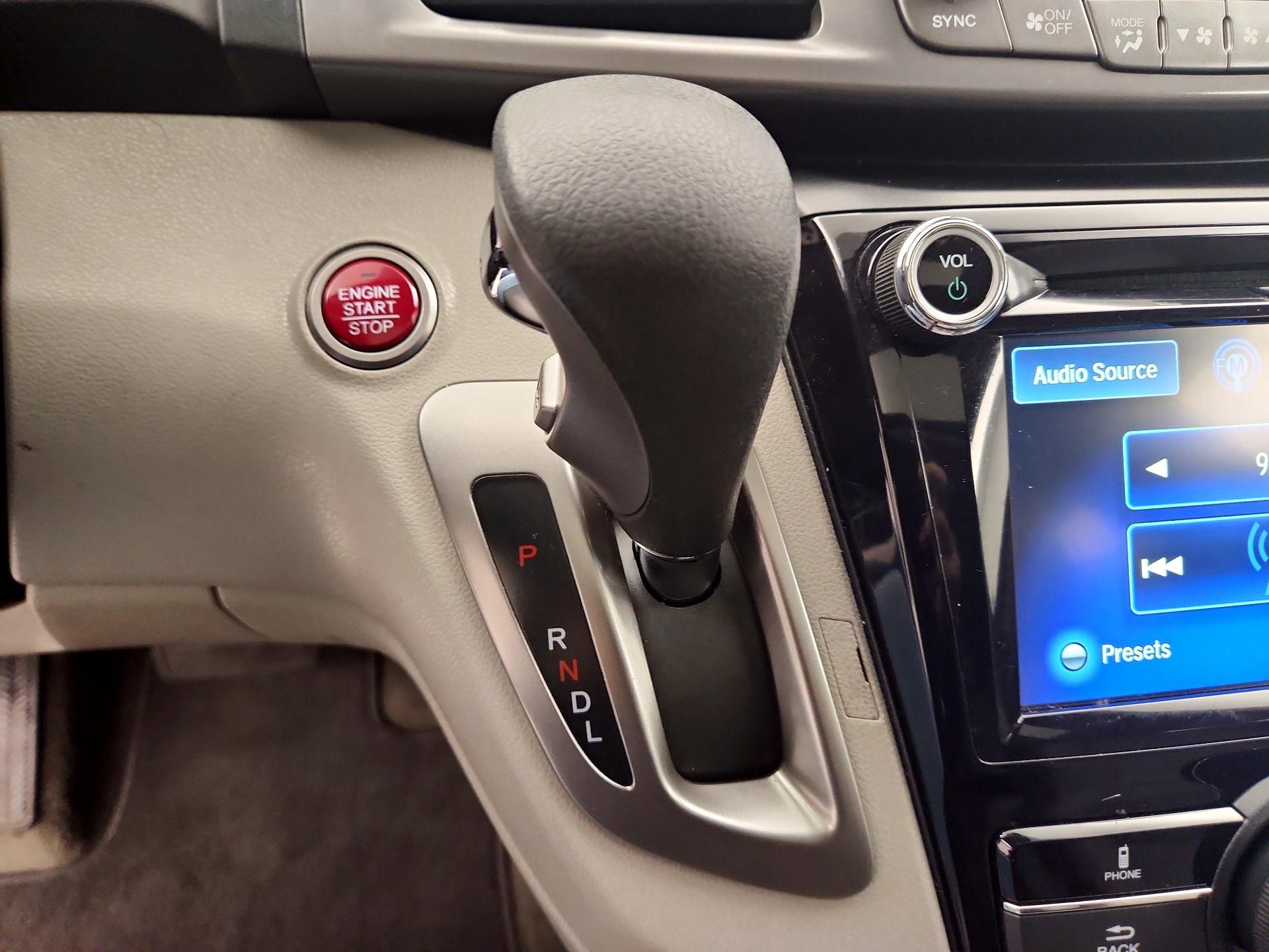 Thumbnail: 2014 Honda Odyssey - 17