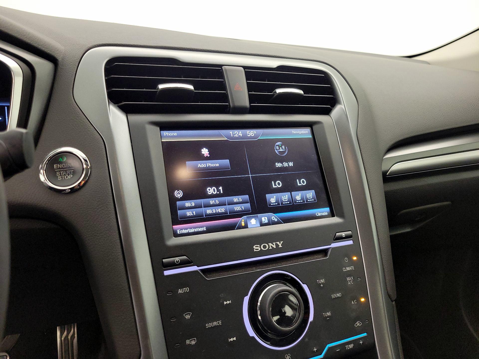 Thumbnail: 2015 Ford Fusion - 16