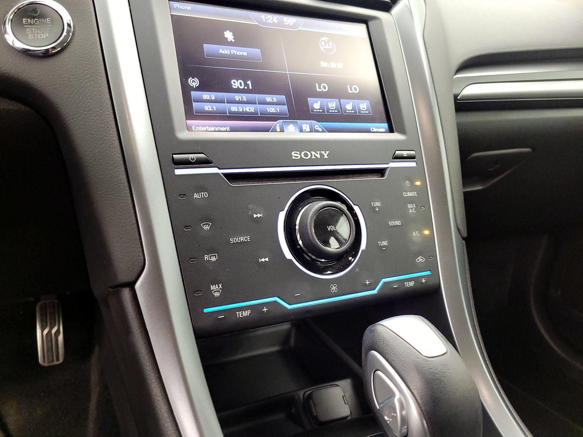 Thumbnail: 2015 Ford Fusion - 17