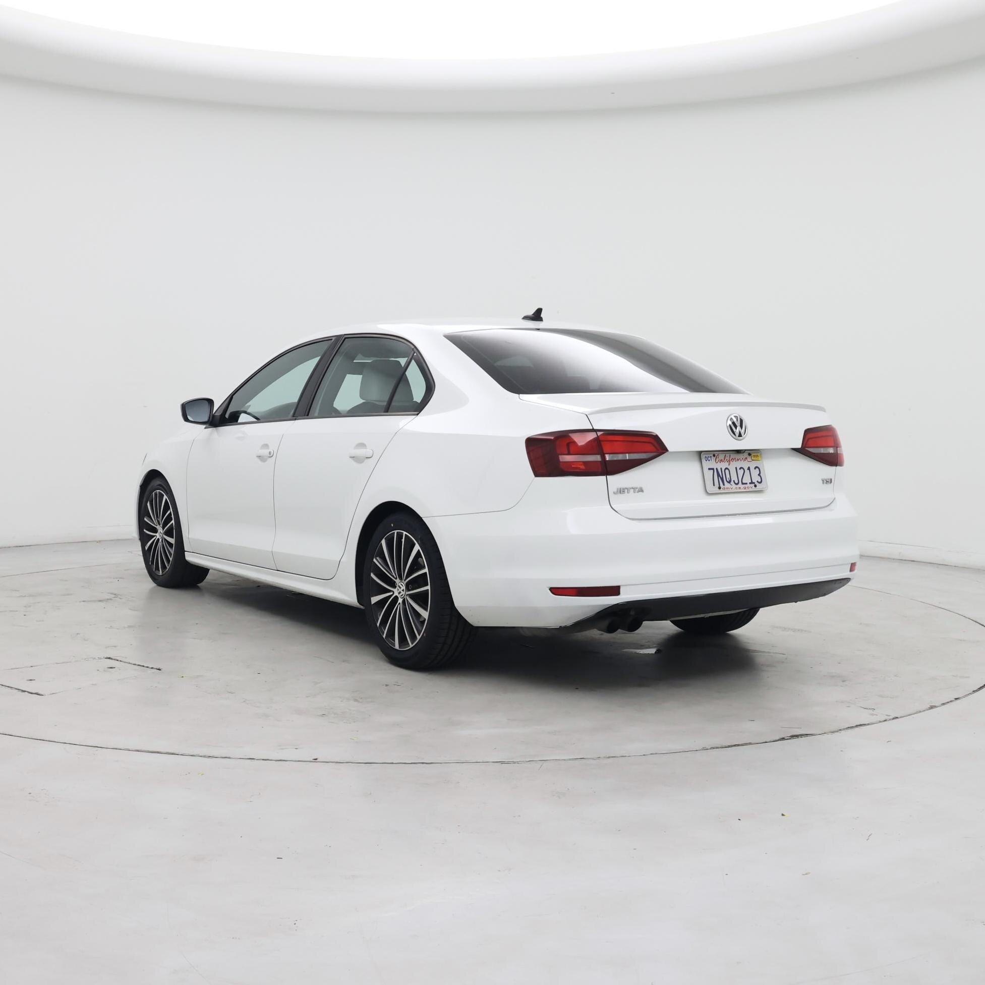 Thumbnail: 2016 Volkswagen Jetta - 2