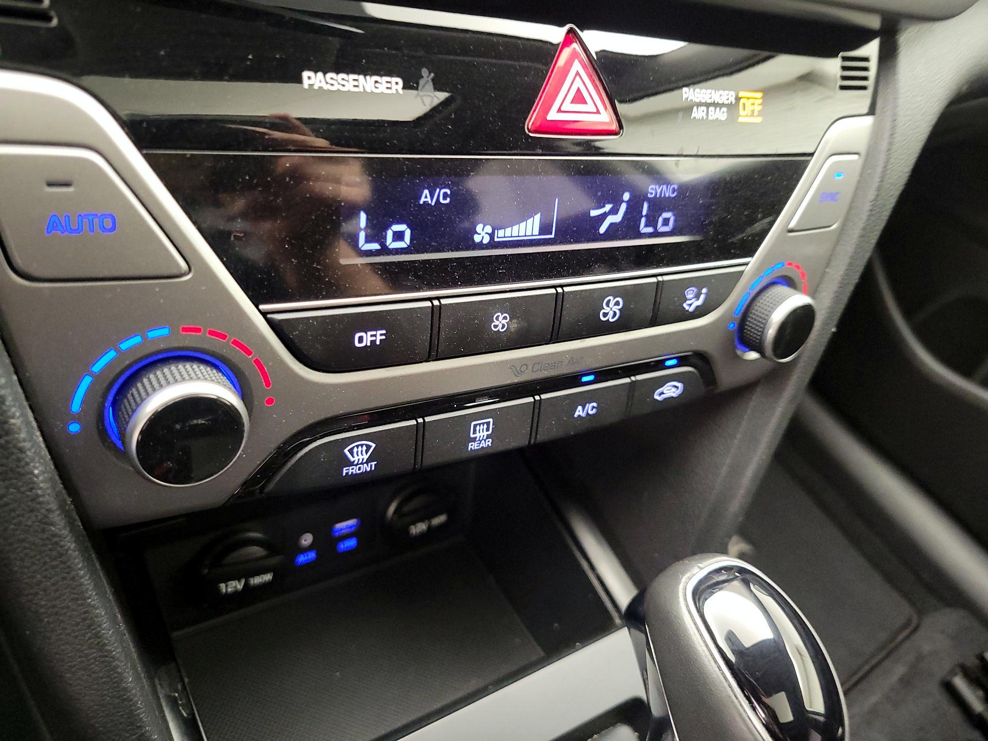 Thumbnail: 2018 Hyundai Elantra - 16