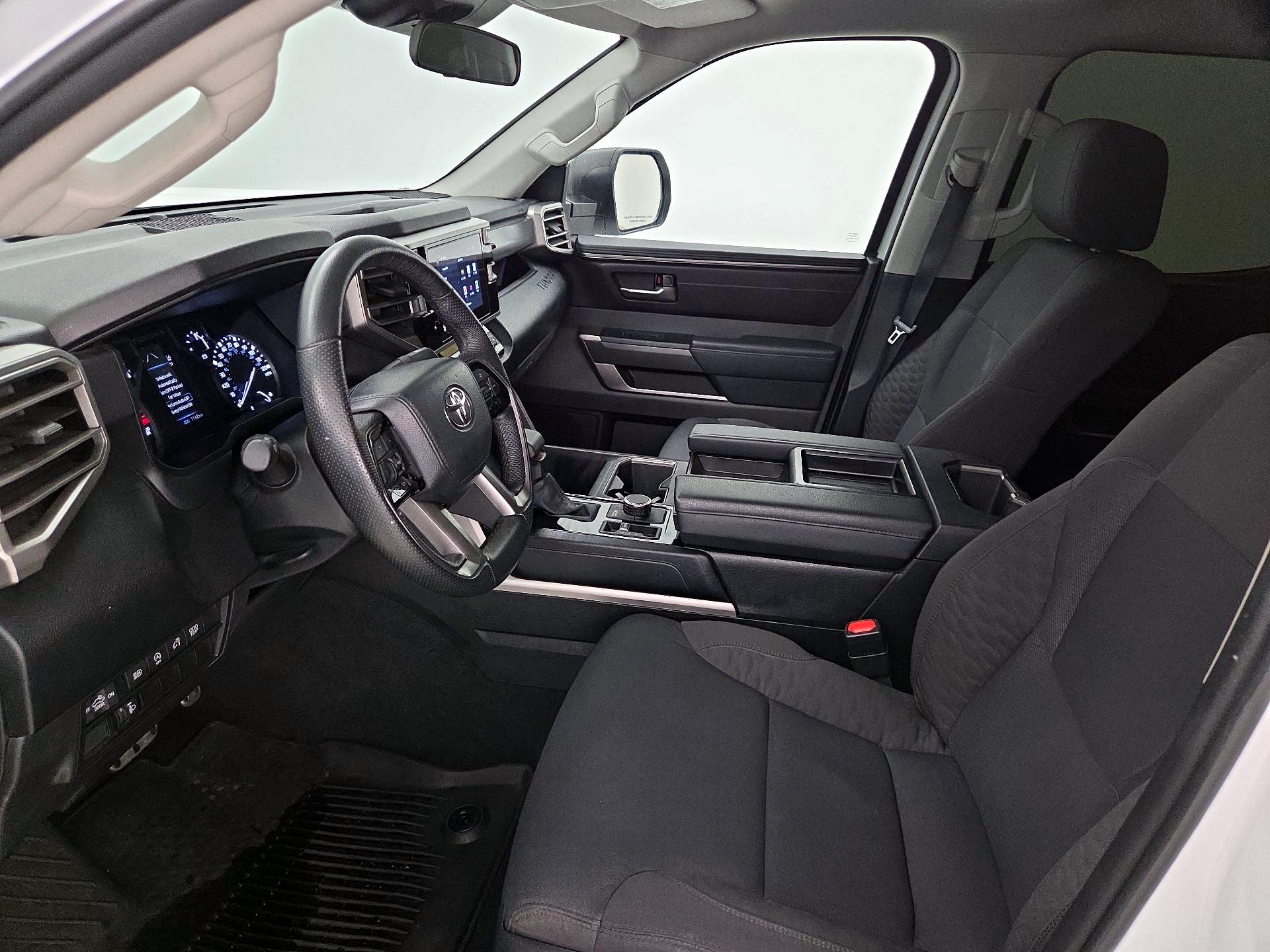 Thumbnail: 2024 Toyota Tundra - 11