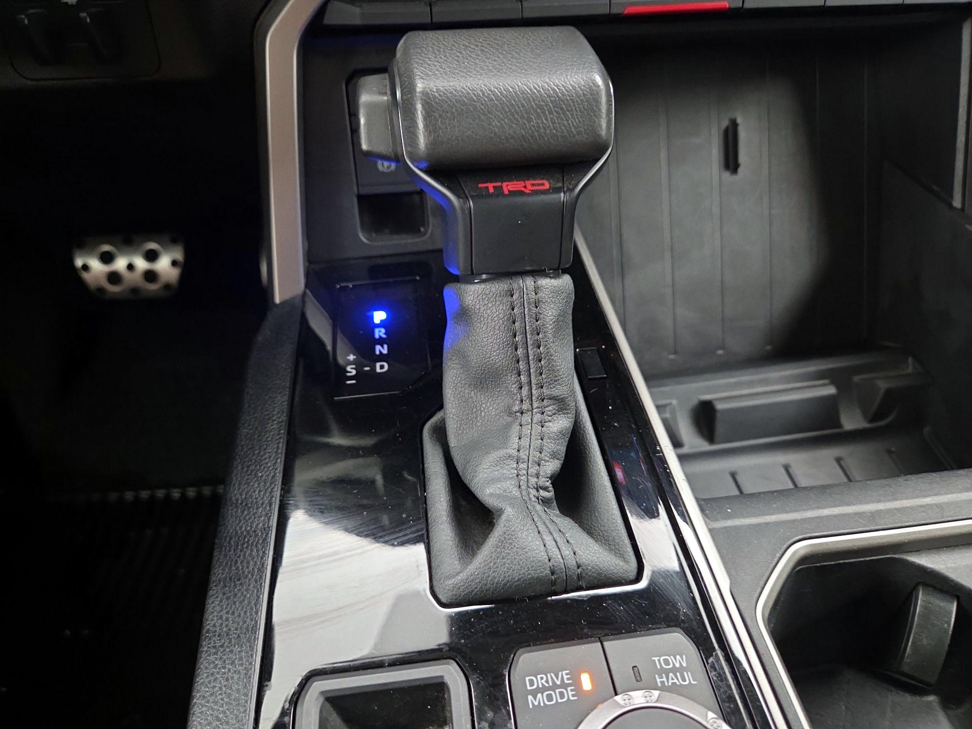 Thumbnail: 2024 Toyota Tundra - 17