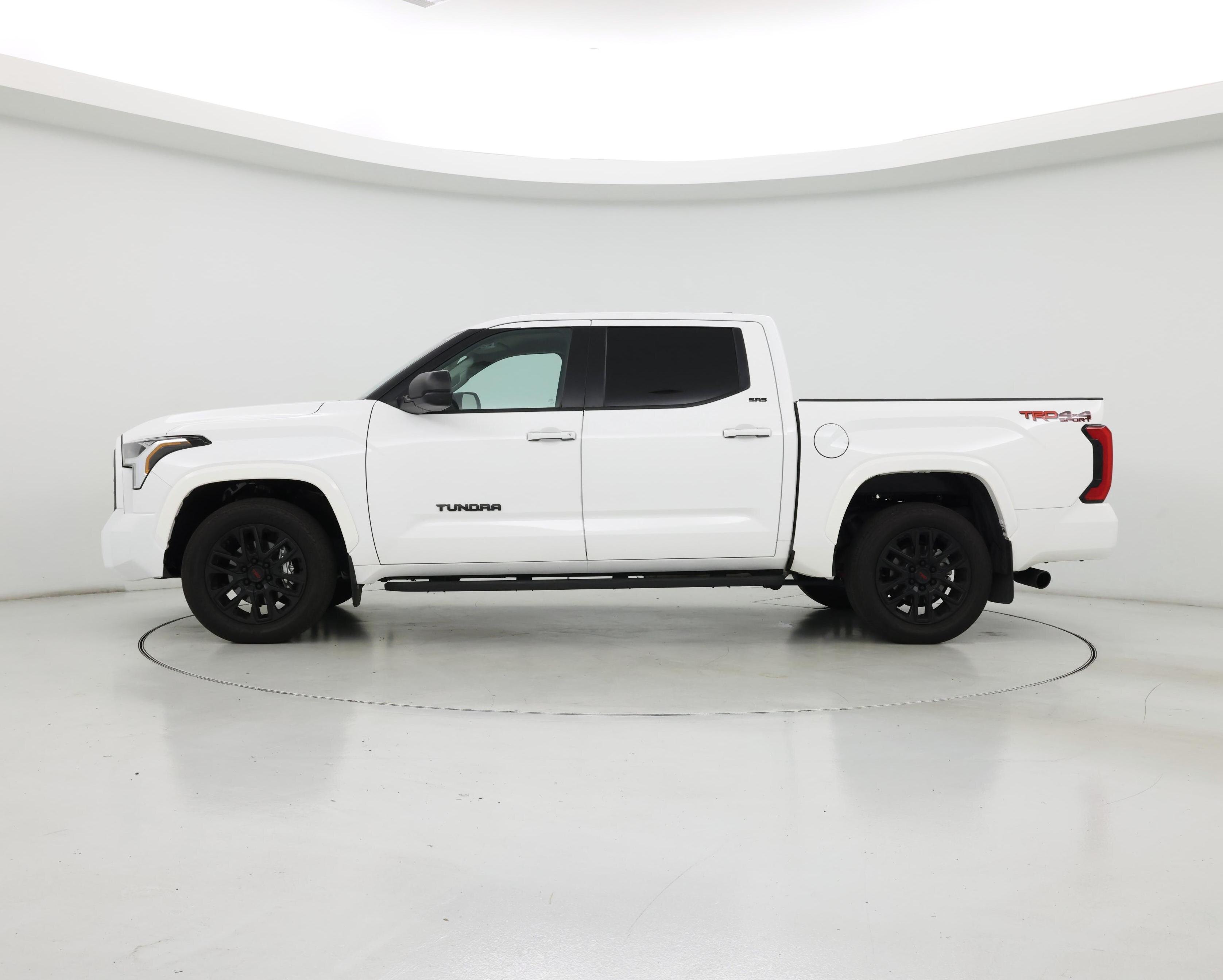 Thumbnail: 2024 Toyota Tundra - 3