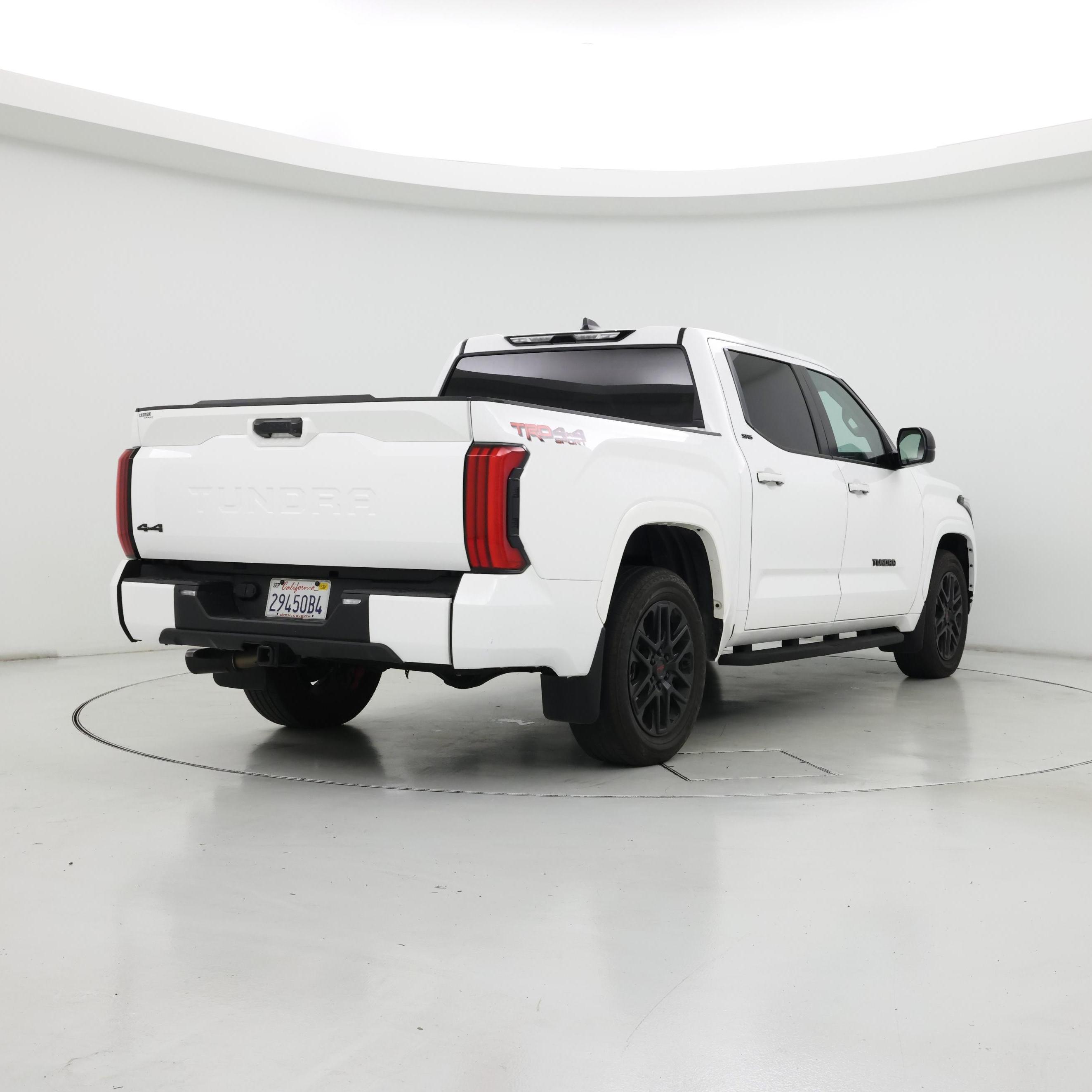 Thumbnail: 2024 Toyota Tundra - 8