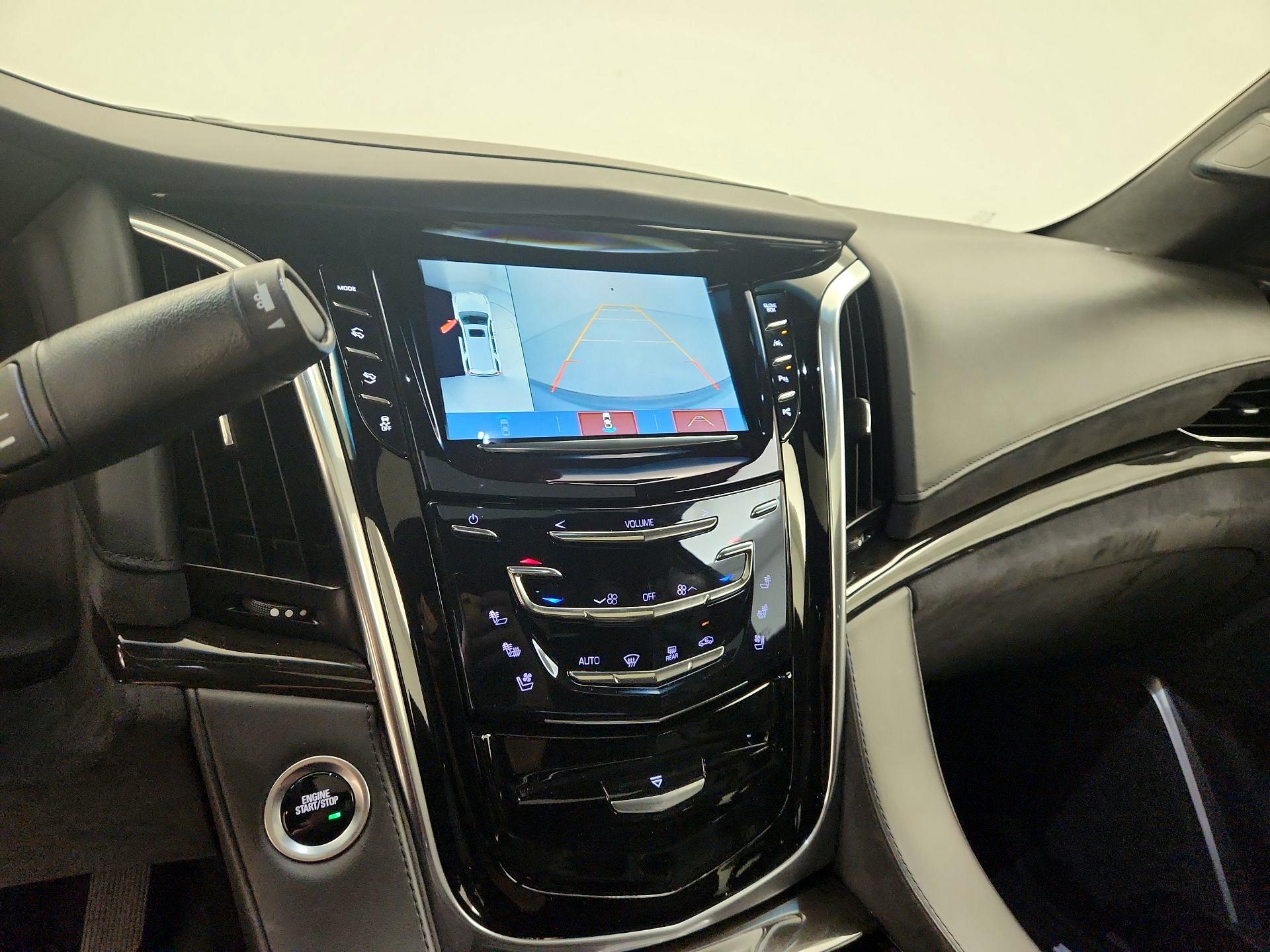 Thumbnail: 2018 Cadillac Escalade - 14