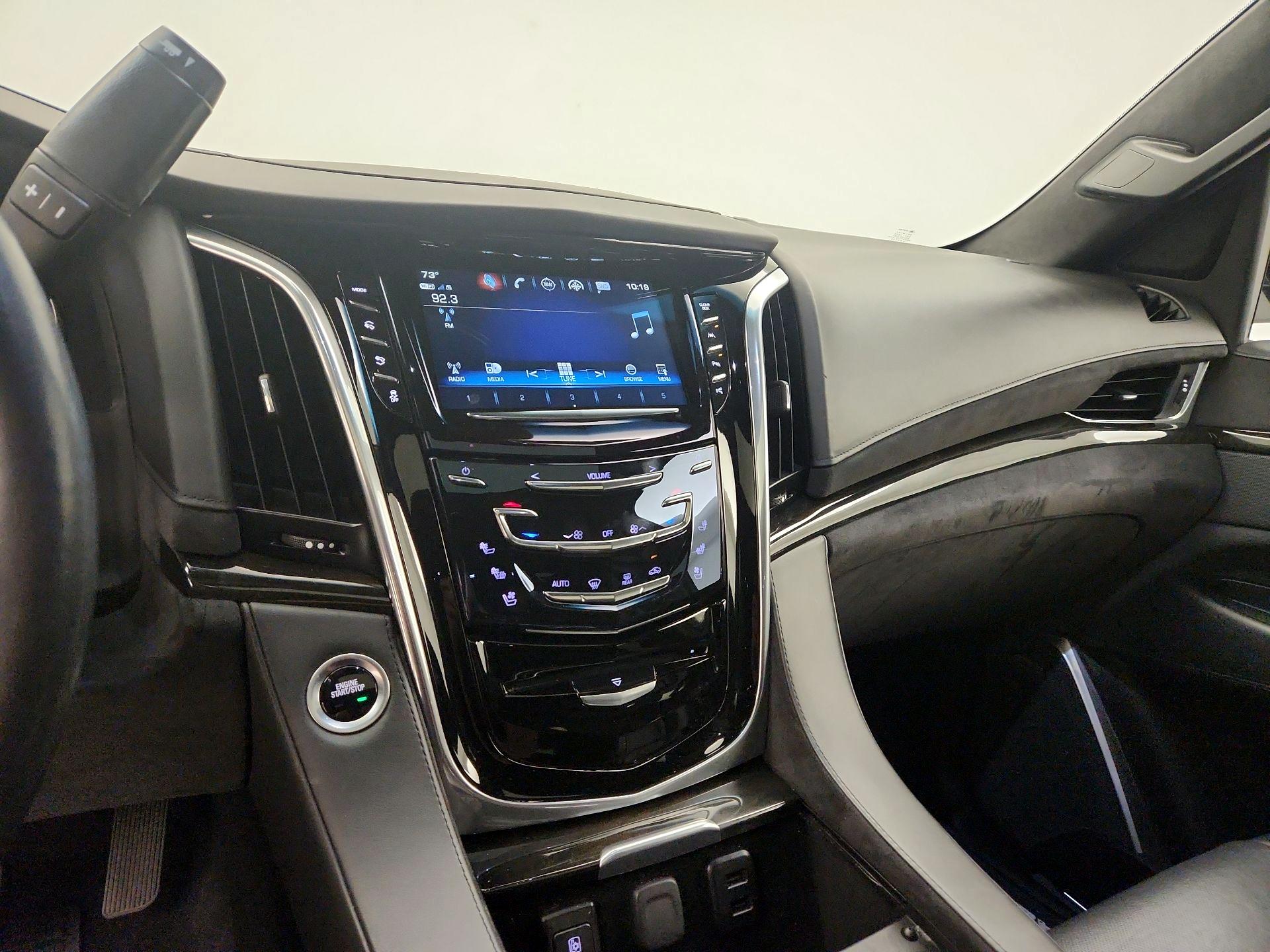 Thumbnail: 2018 Cadillac Escalade - 16