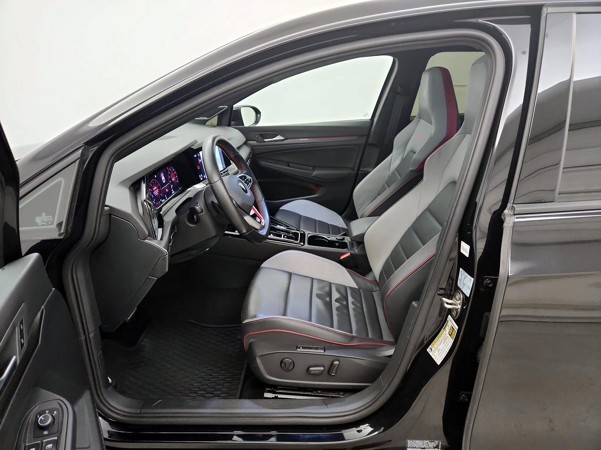 Thumbnail: 2023 Volkswagen Golf - 11