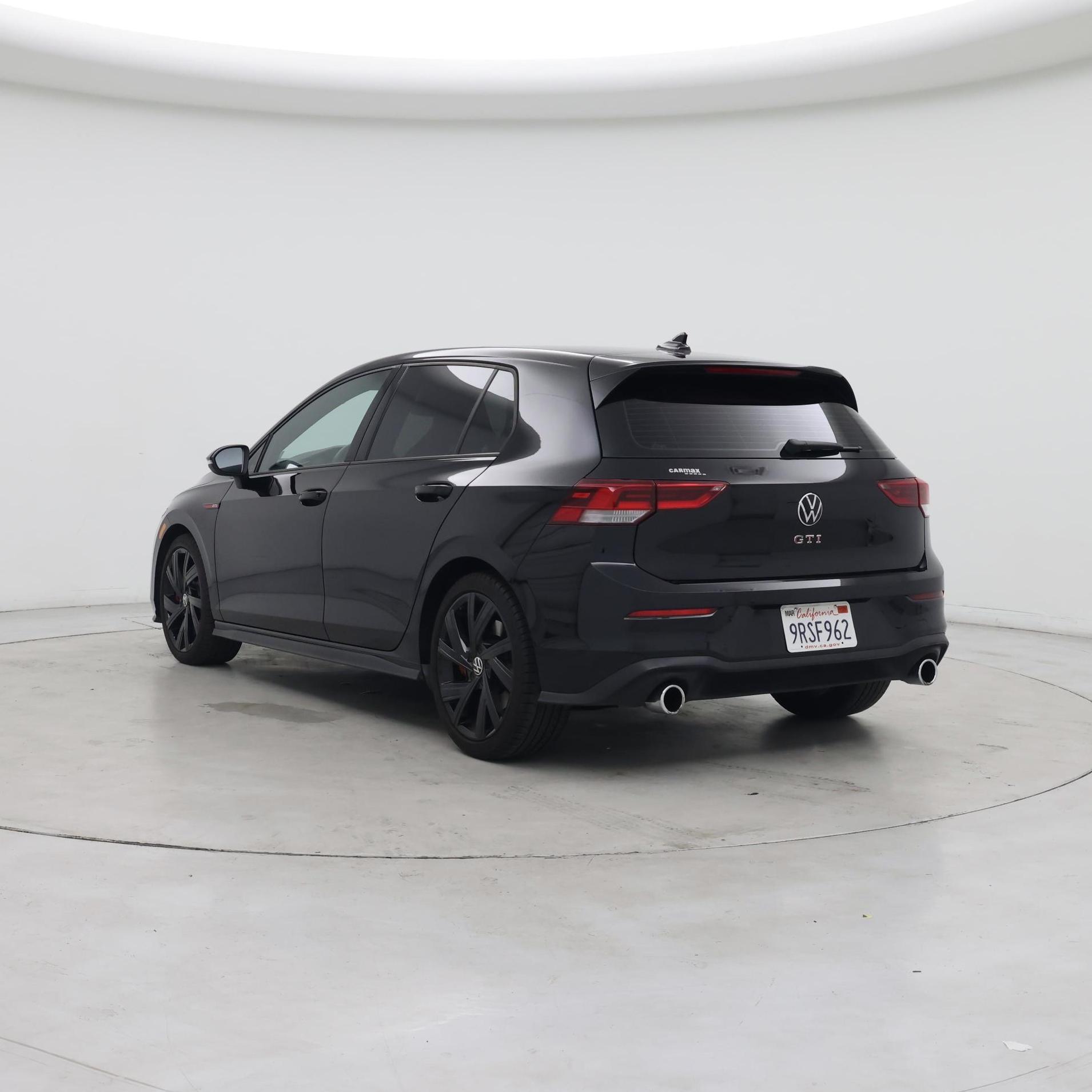Thumbnail: 2023 Volkswagen Golf - 2