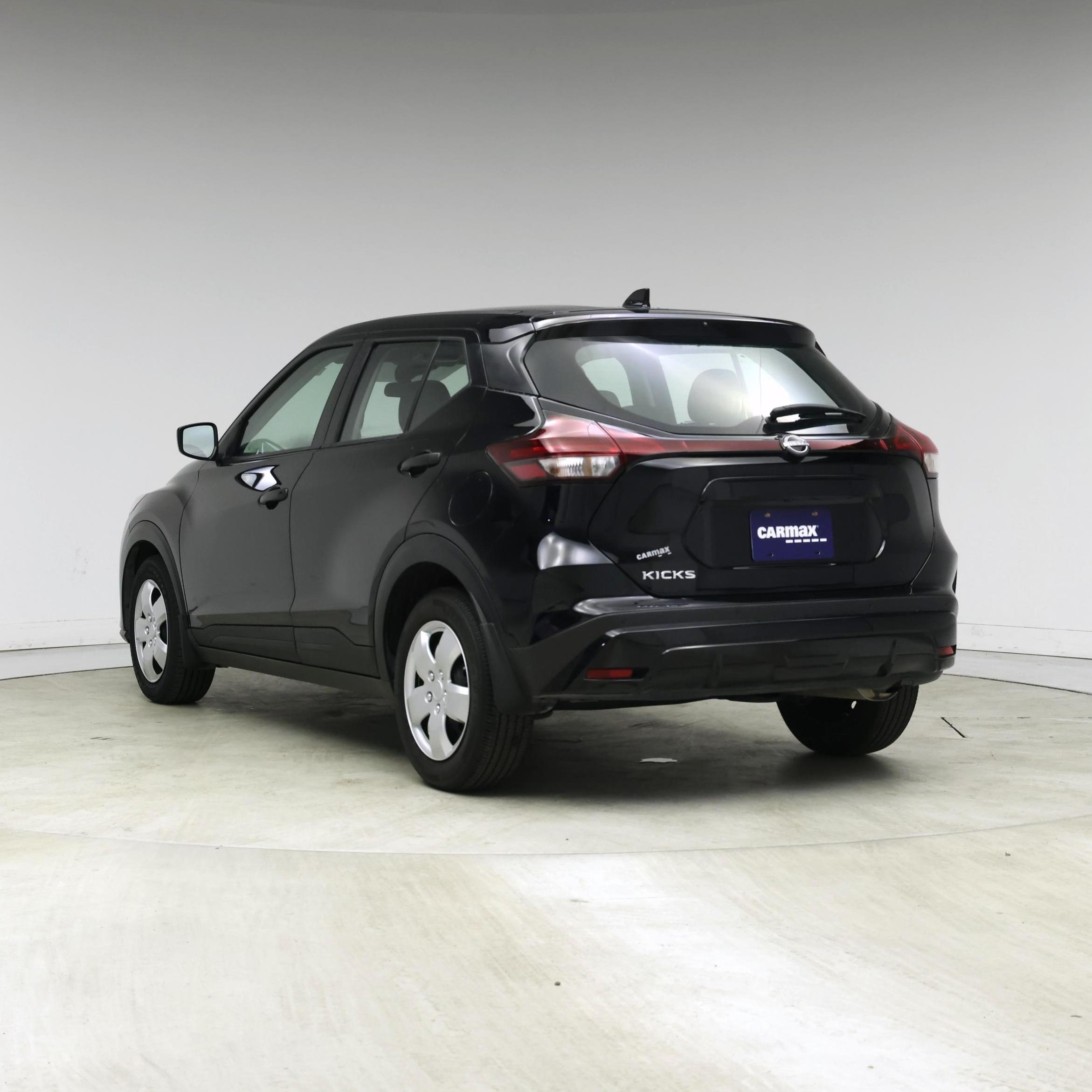 Thumbnail: 2024 Nissan Kicks - 2