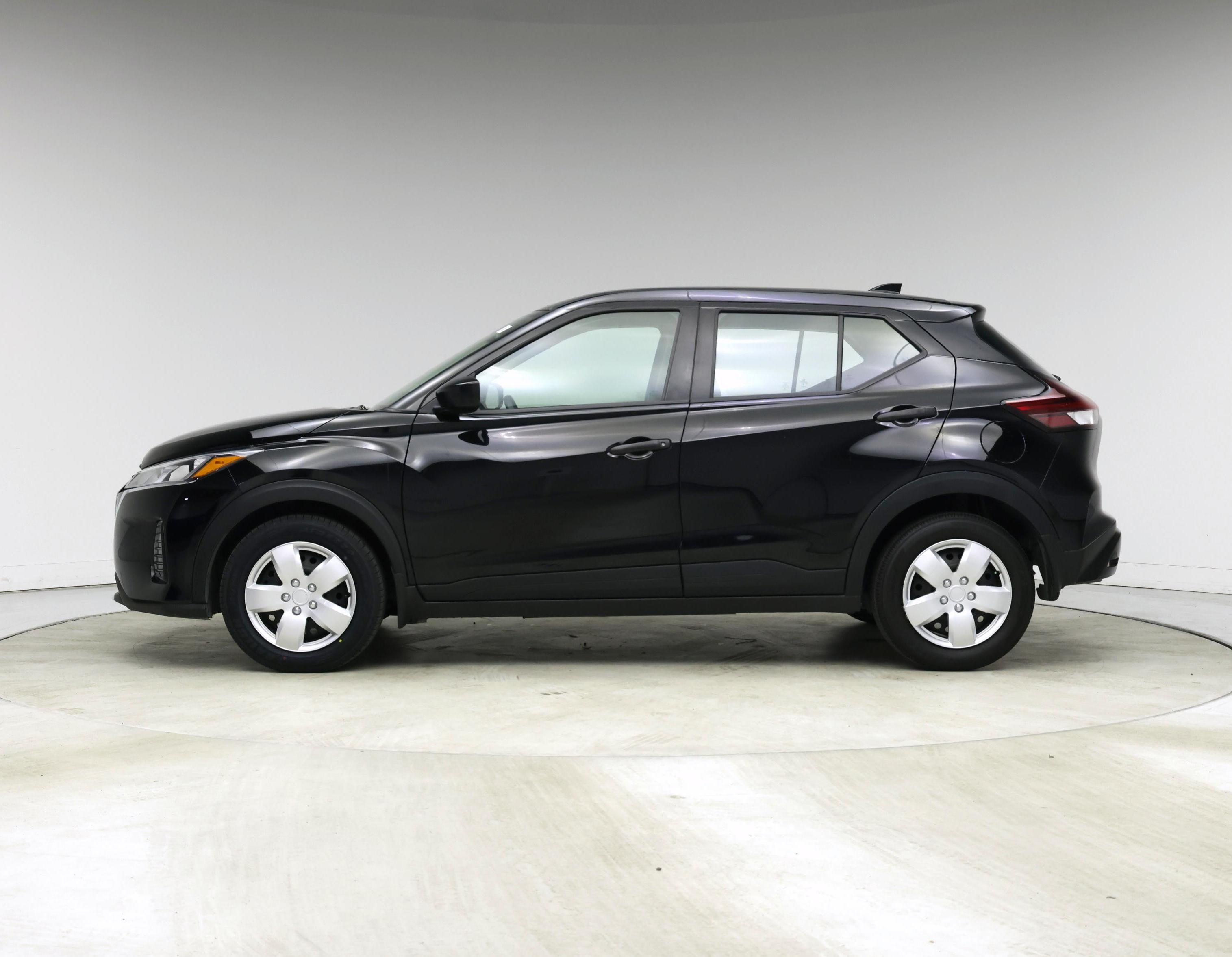 Thumbnail: 2024 Nissan Kicks - 3