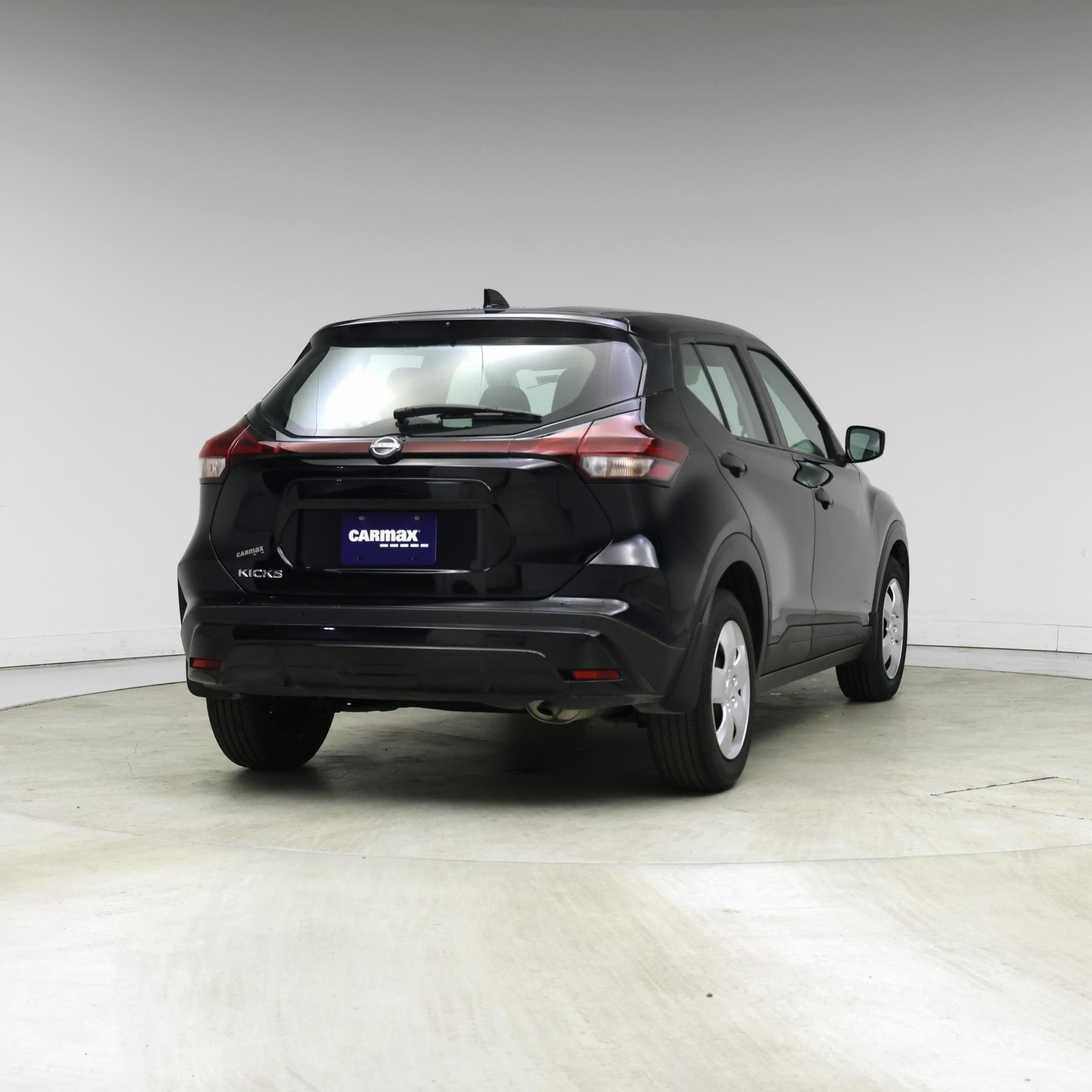 Thumbnail: 2024 Nissan Kicks - 8