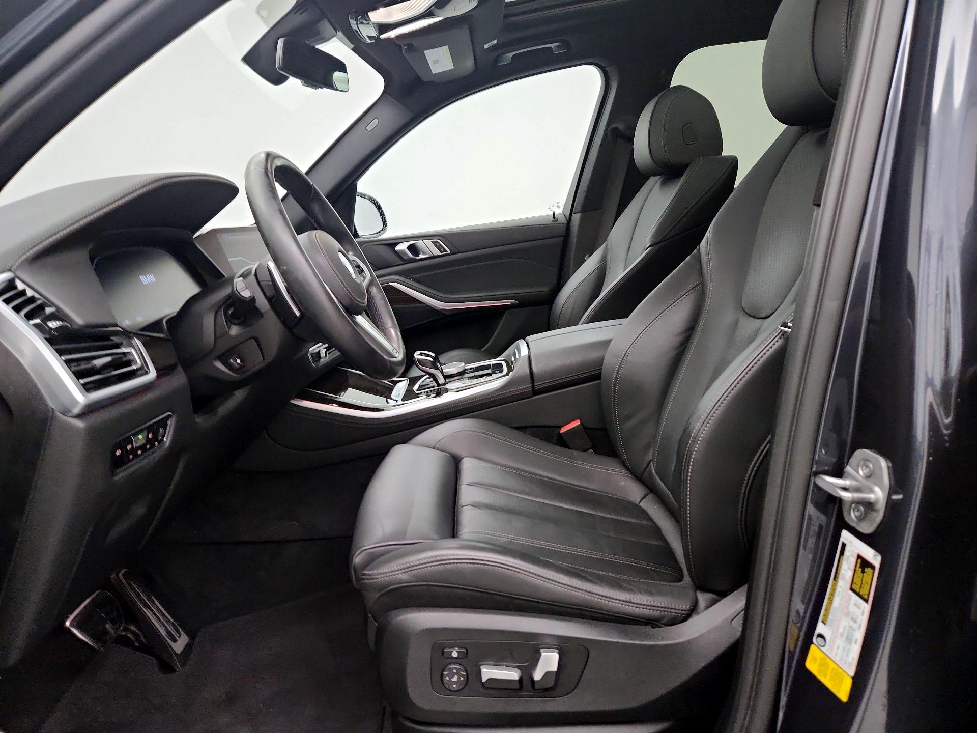 Thumbnail: 2021 BMW X5 - 11