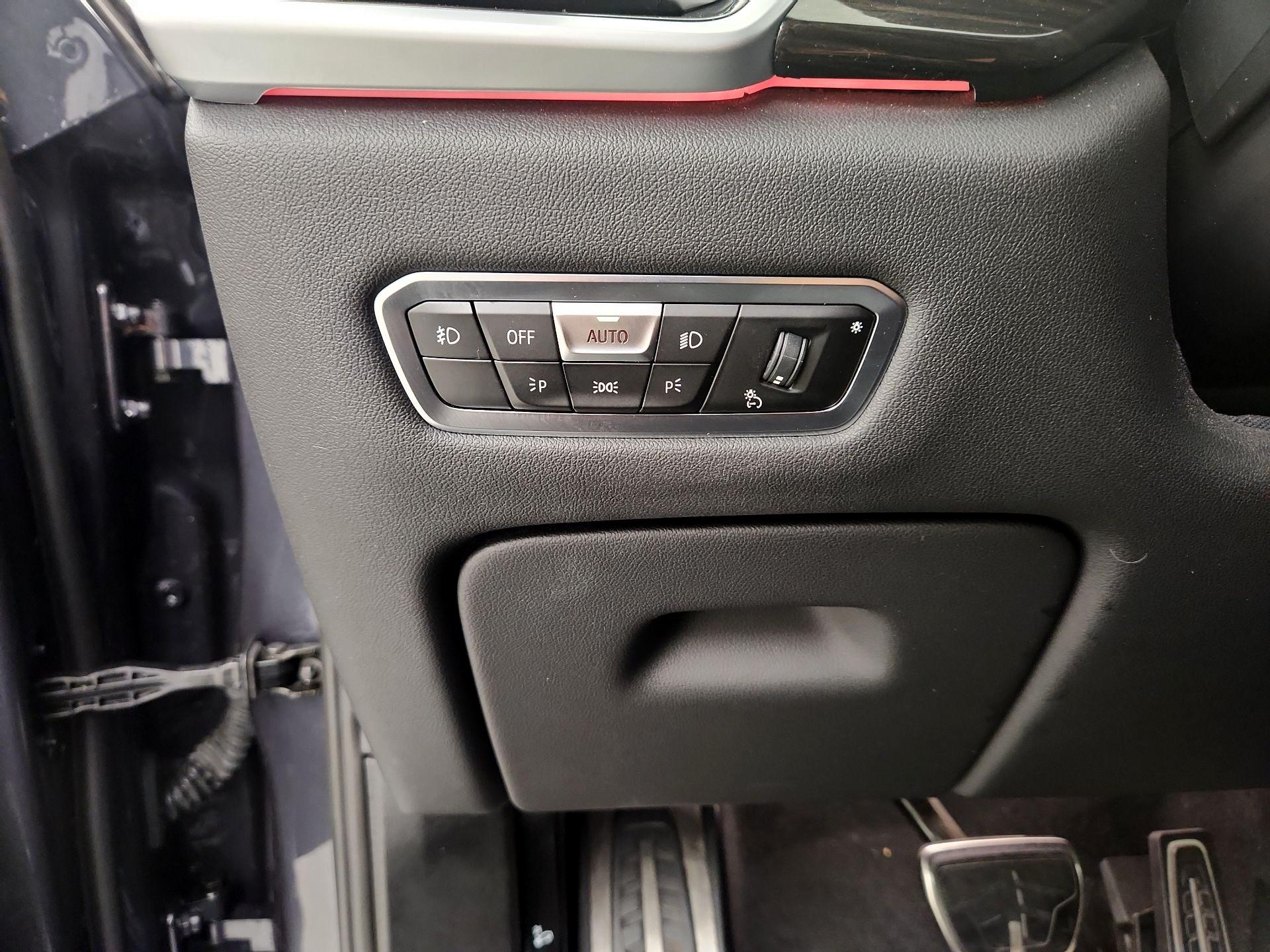 Thumbnail: 2021 BMW X5 - 13