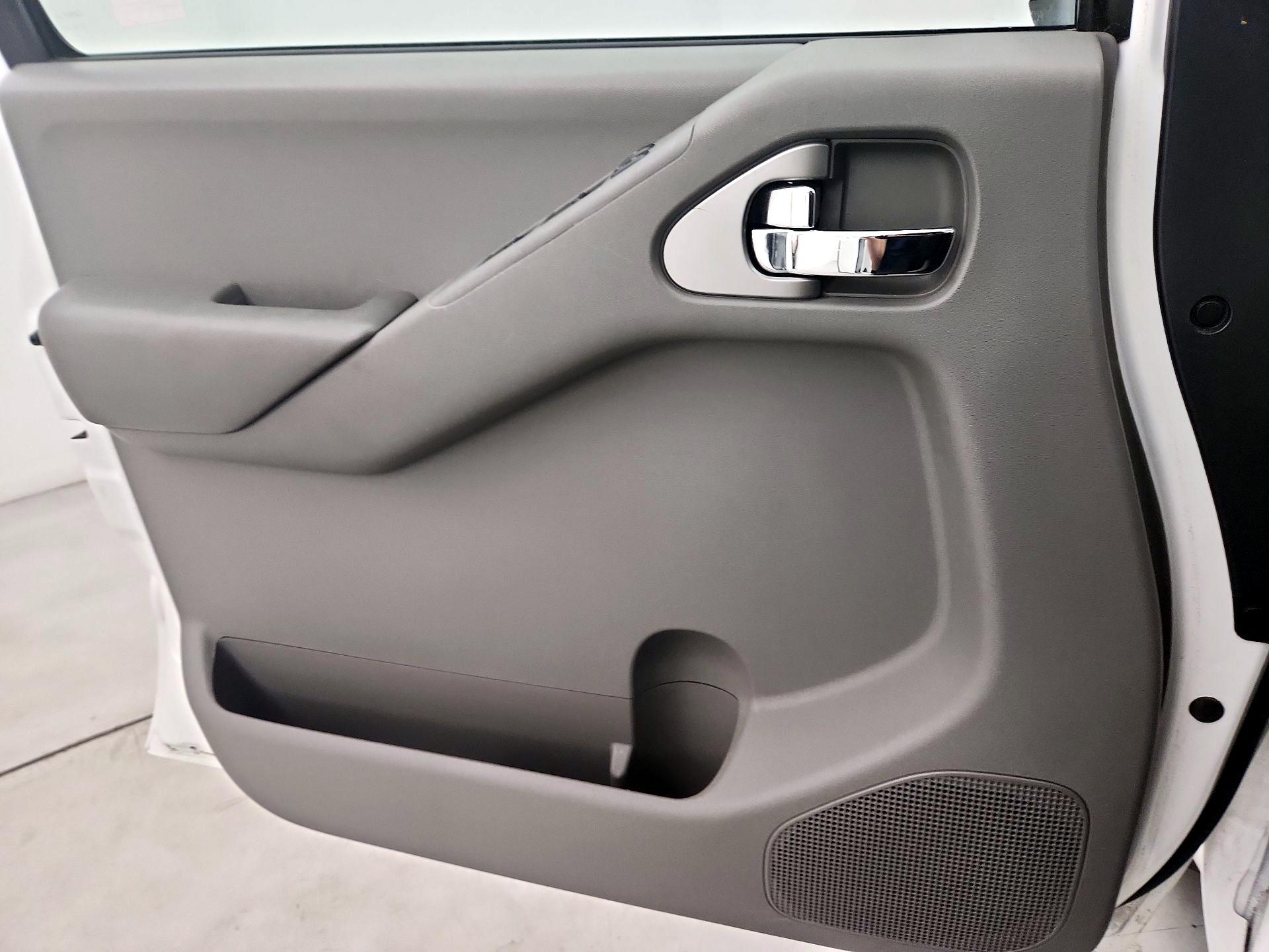 Thumbnail: 2014 Nissan Frontier - 12