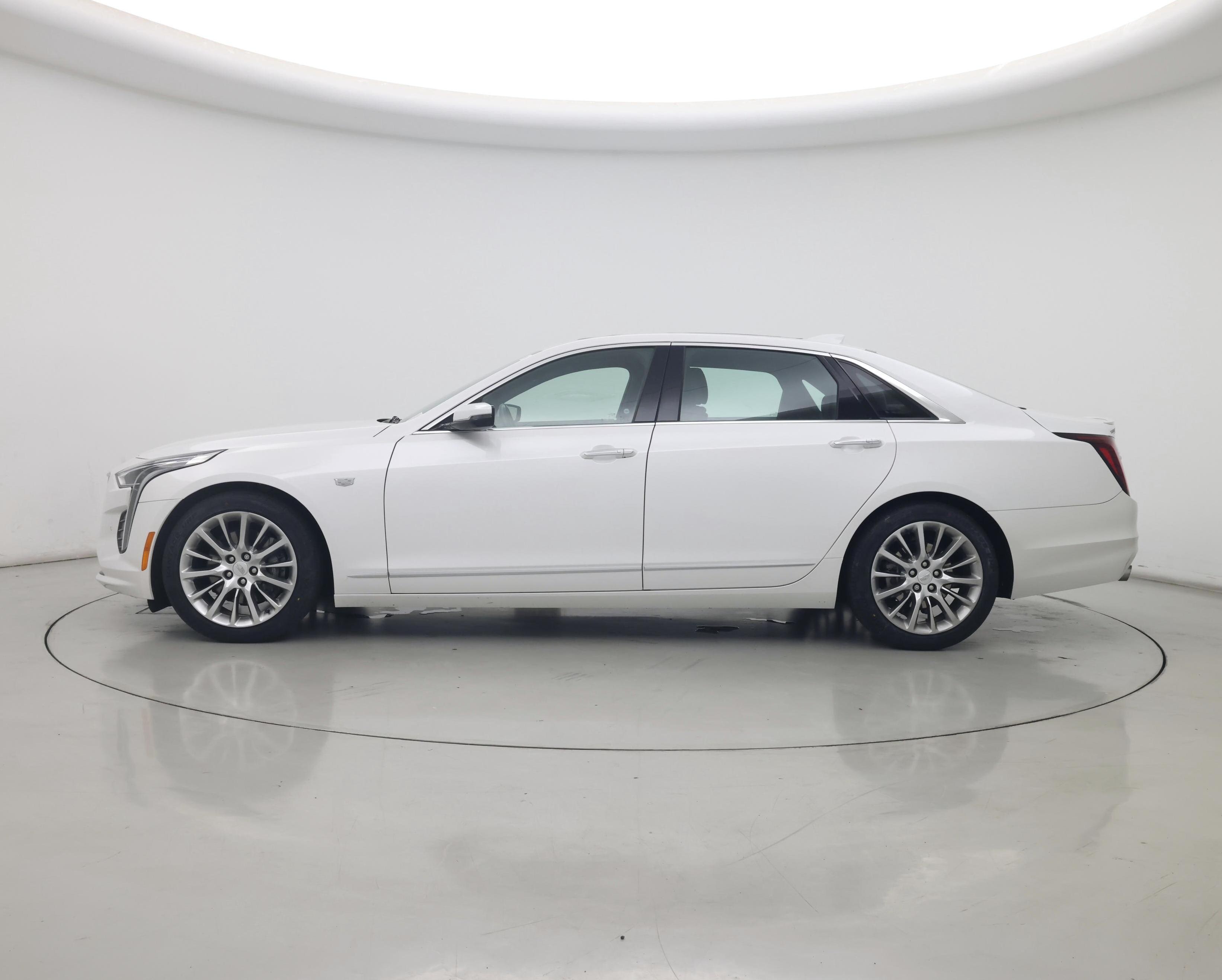 Thumbnail: 2020 Cadillac CT6 - 3