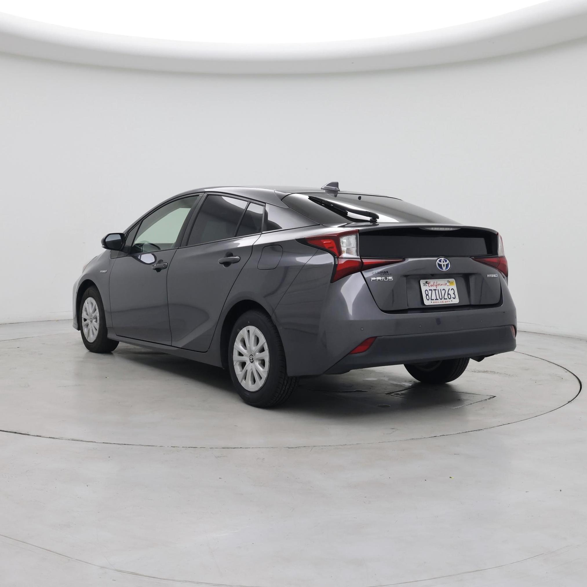 Thumbnail: 2022 Toyota Prius - 2