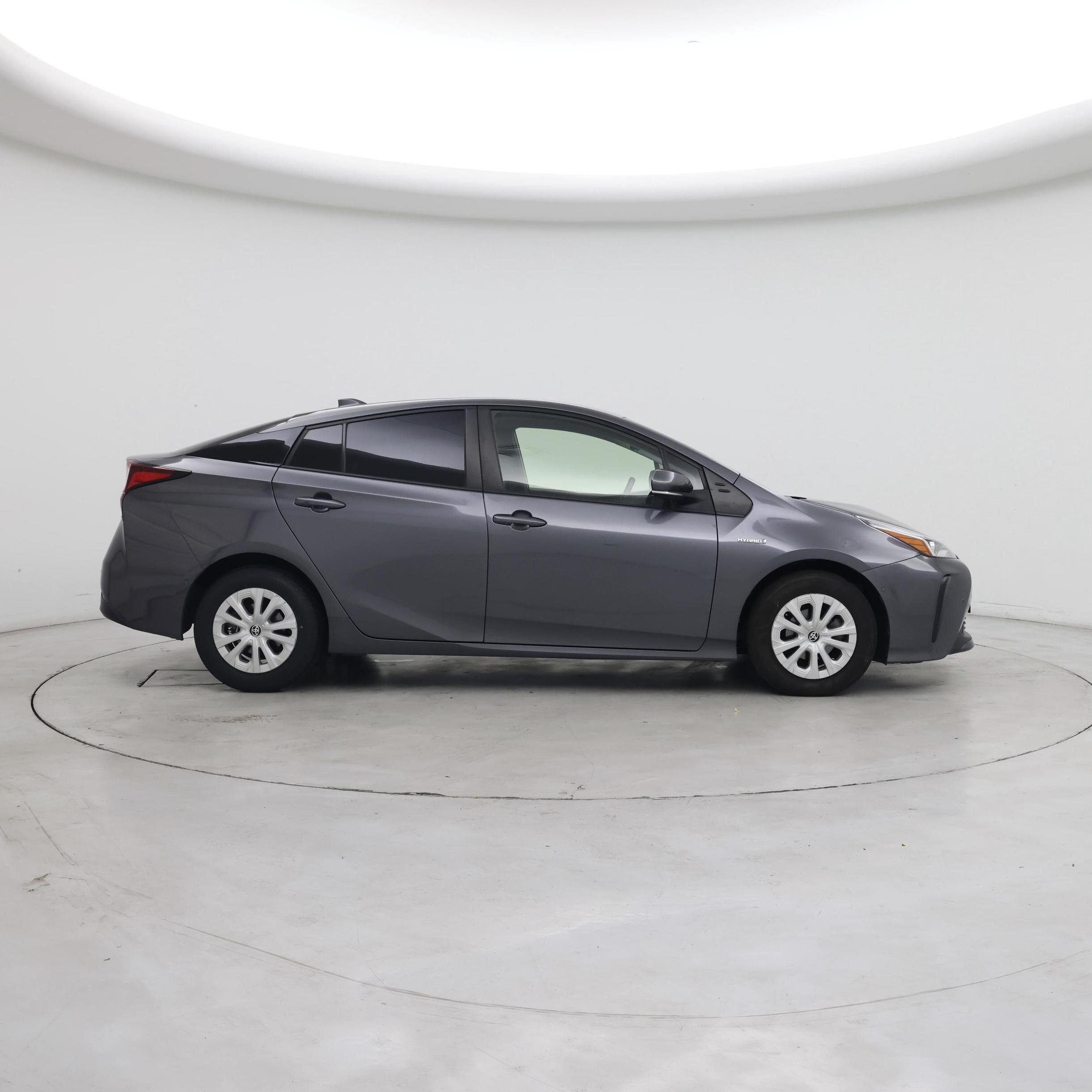 Thumbnail: 2022 Toyota Prius - 7