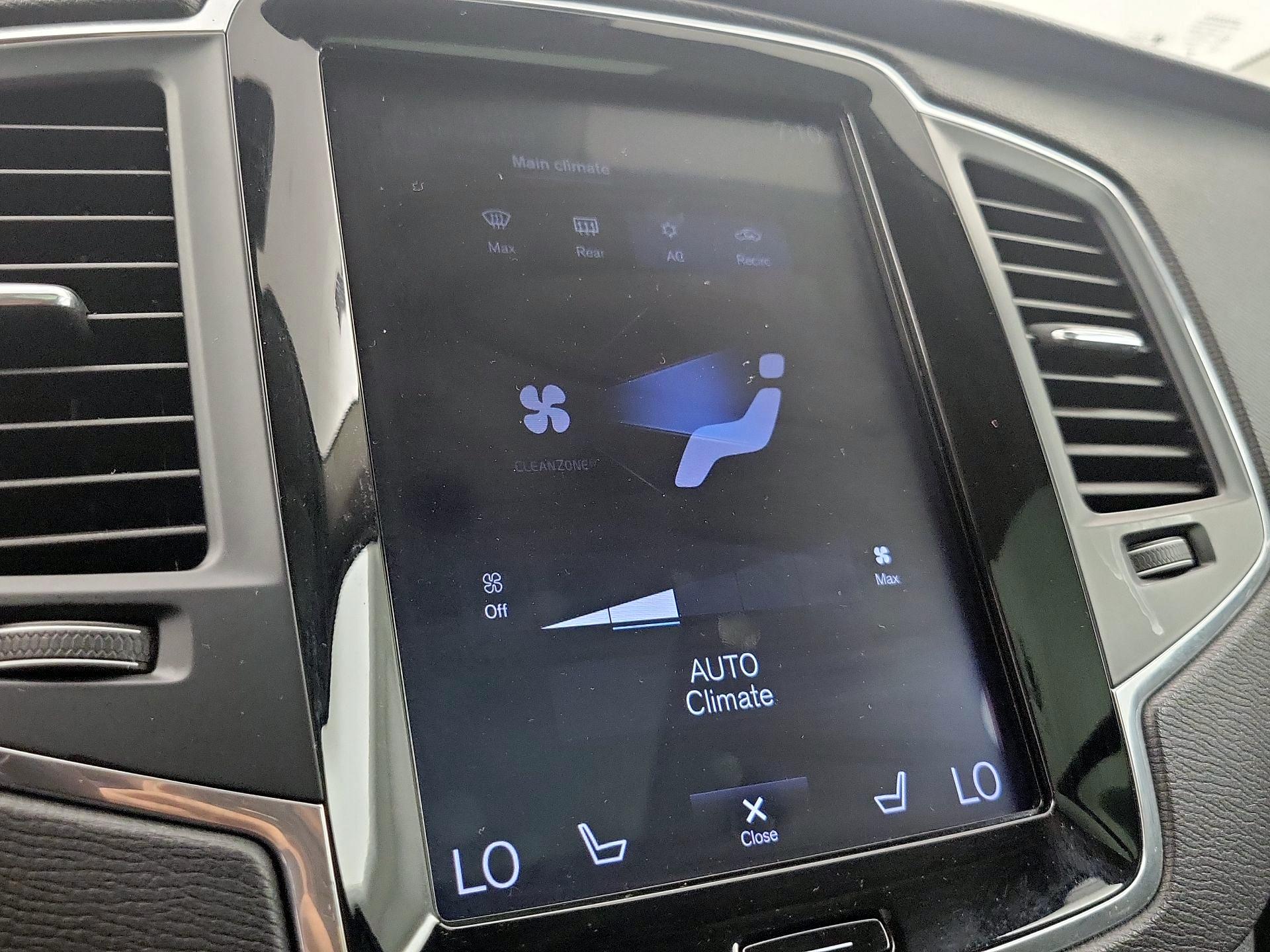 Thumbnail: 2019 Volvo XC90 - 16