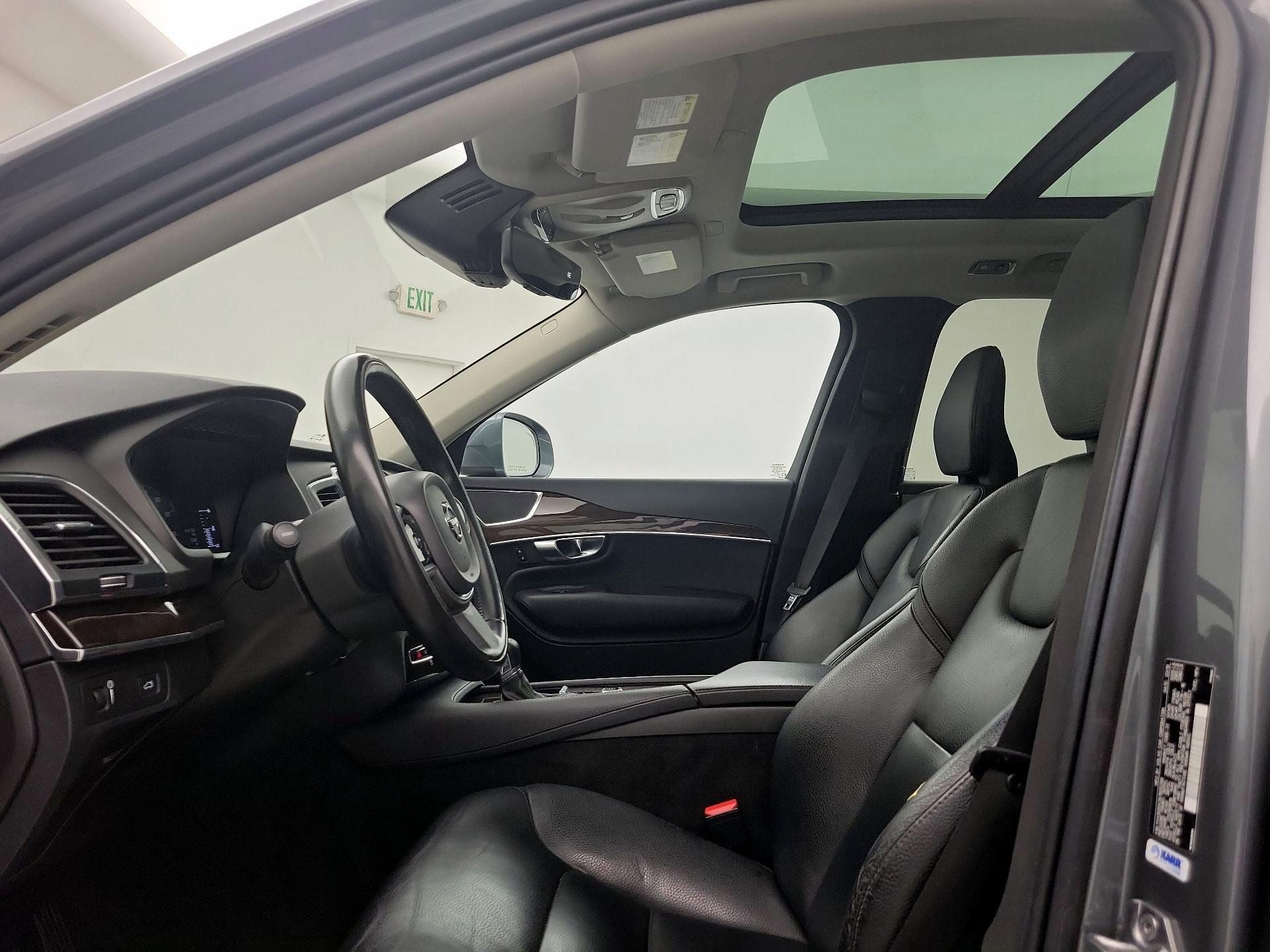 Thumbnail: 2019 Volvo XC90 - 19