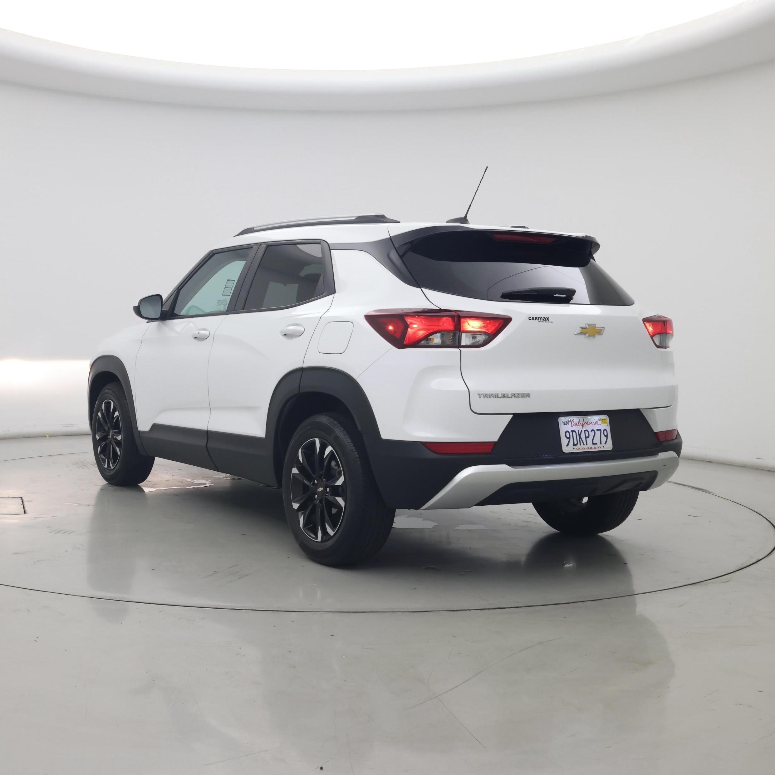 Thumbnail: 2023 Chevrolet TrailBlazer - 2