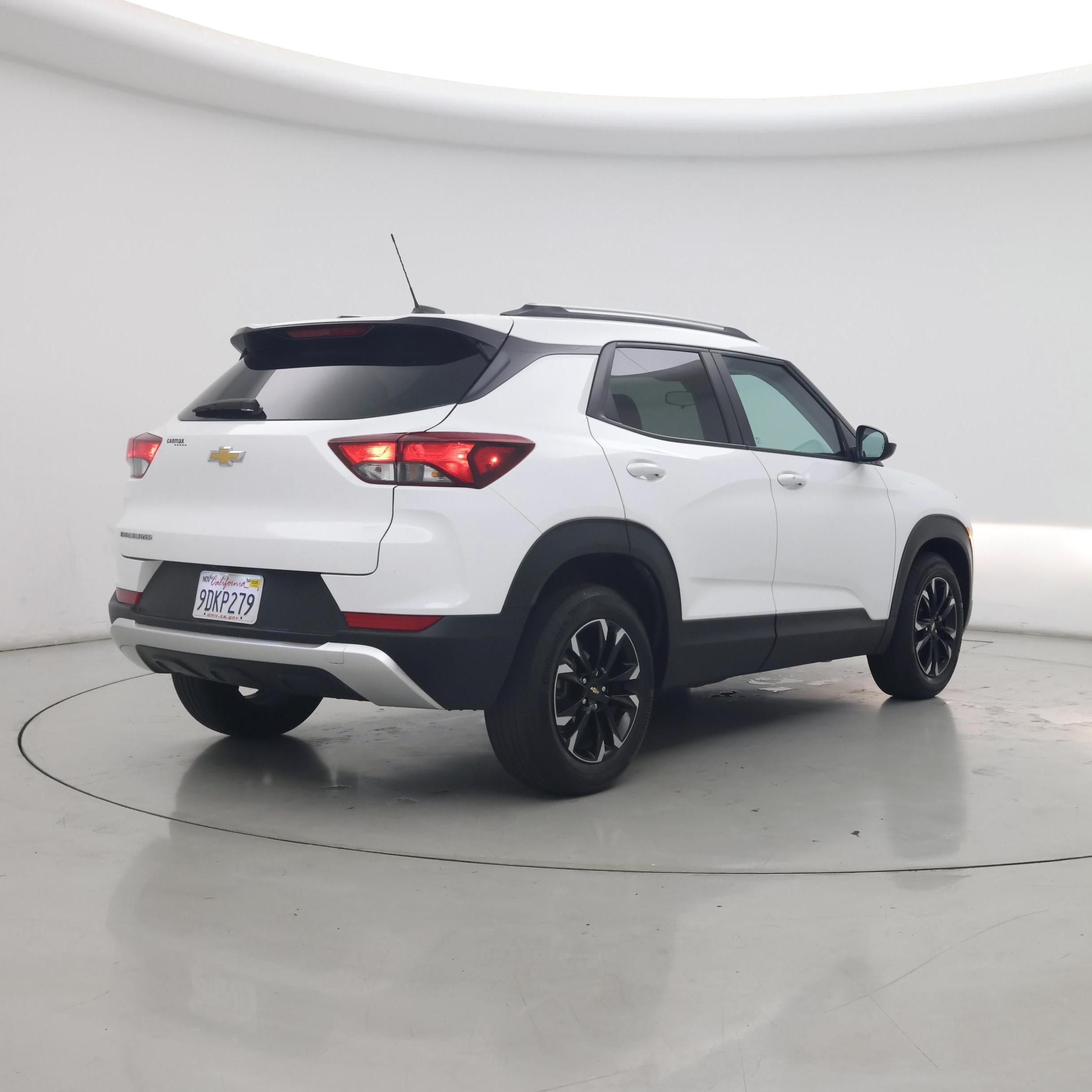 Thumbnail: 2023 Chevrolet TrailBlazer - 8