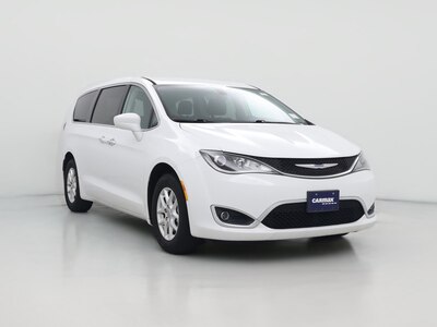 White 2020 Chrysler Pacifica Touring