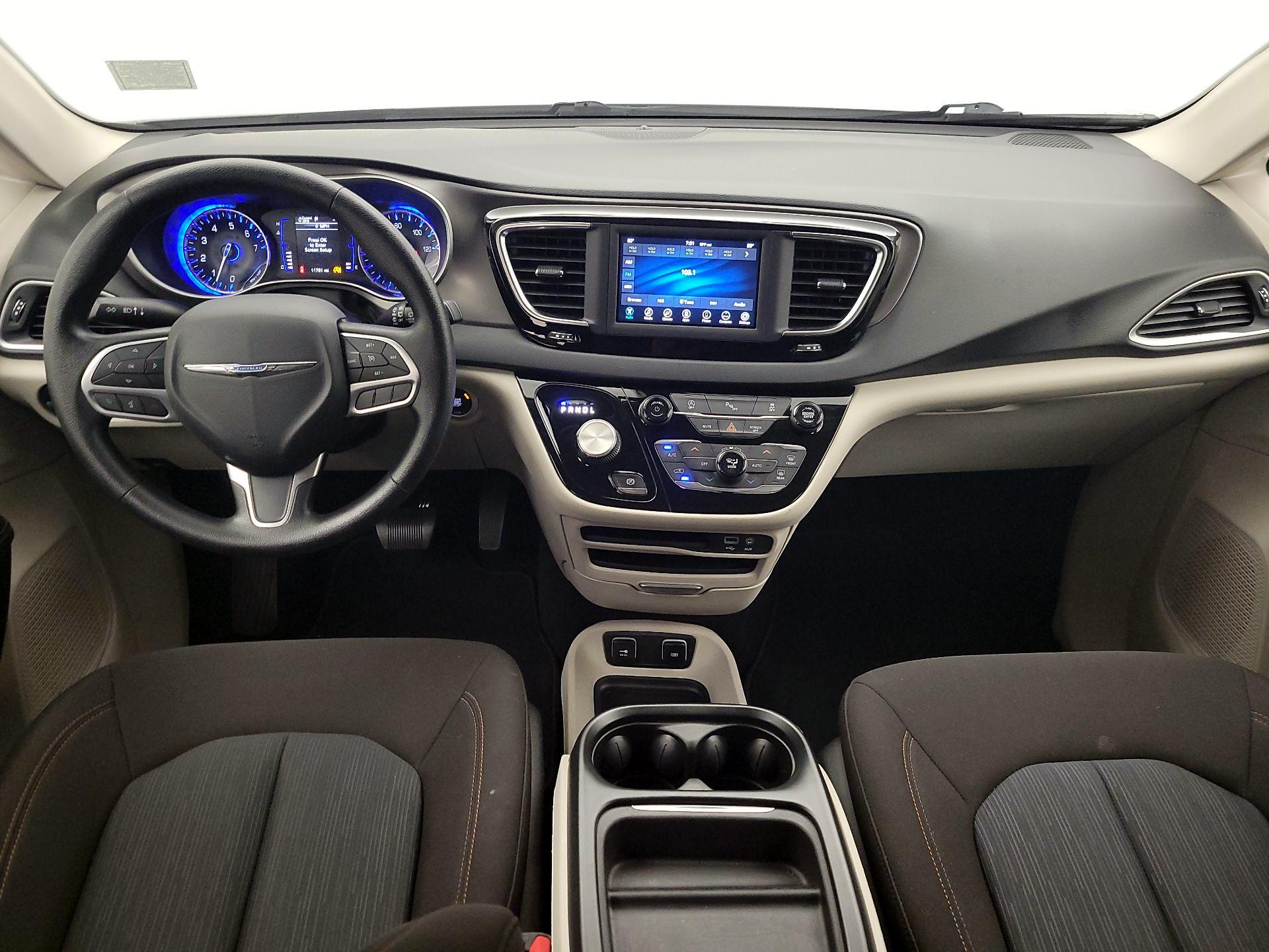 Thumbnail: 2020 Chrysler Pacifica - 19