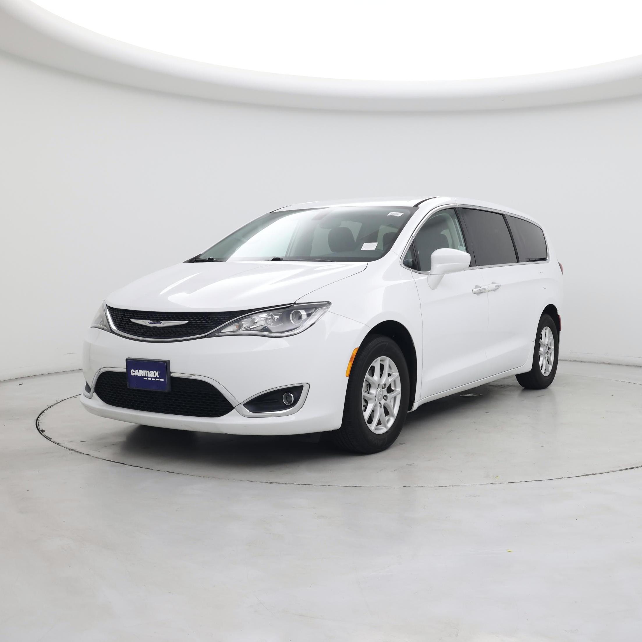 Thumbnail: 2020 Chrysler Pacifica - 4