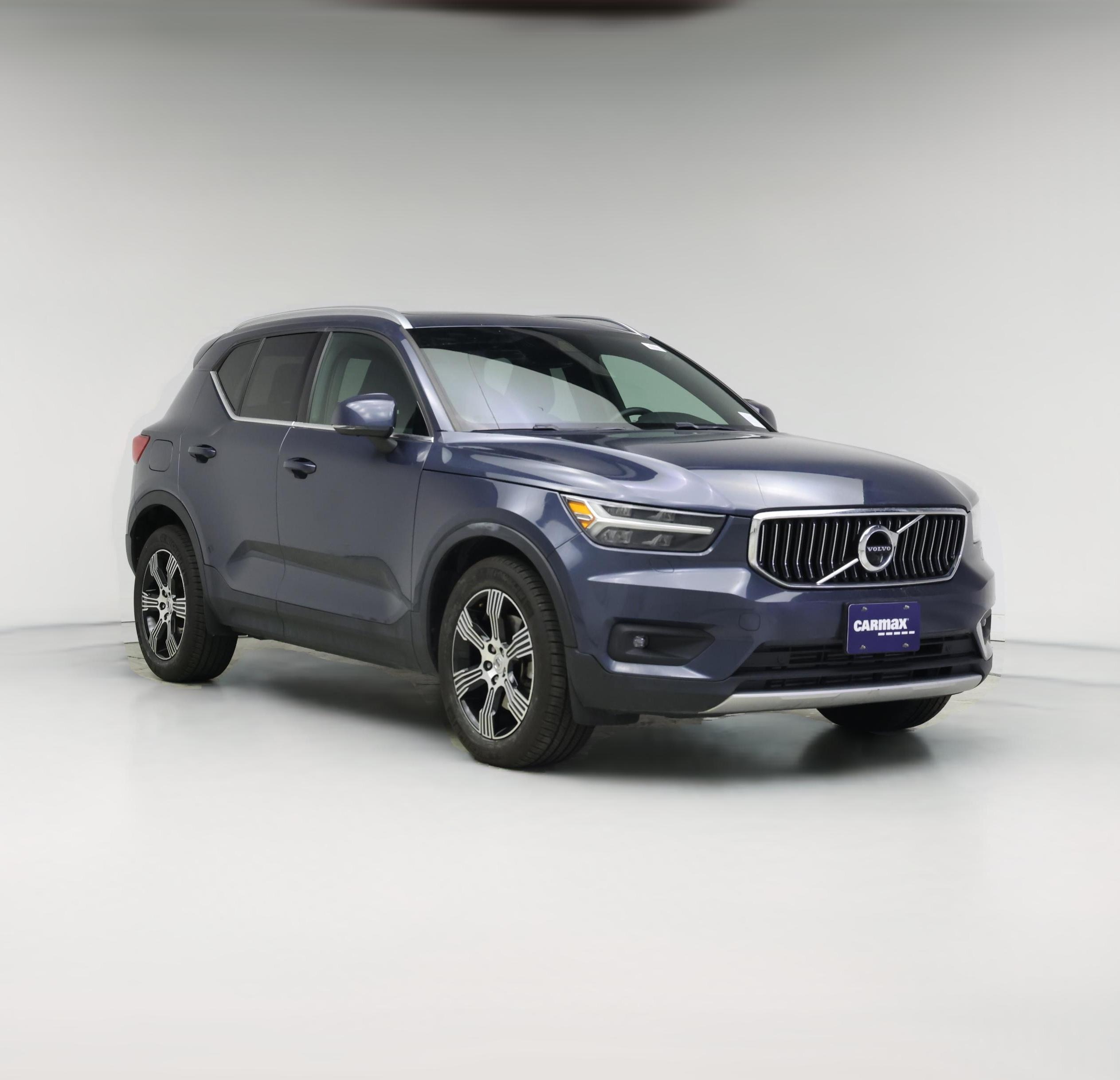 Thumbnail: 2020 Volvo XC40 - 1