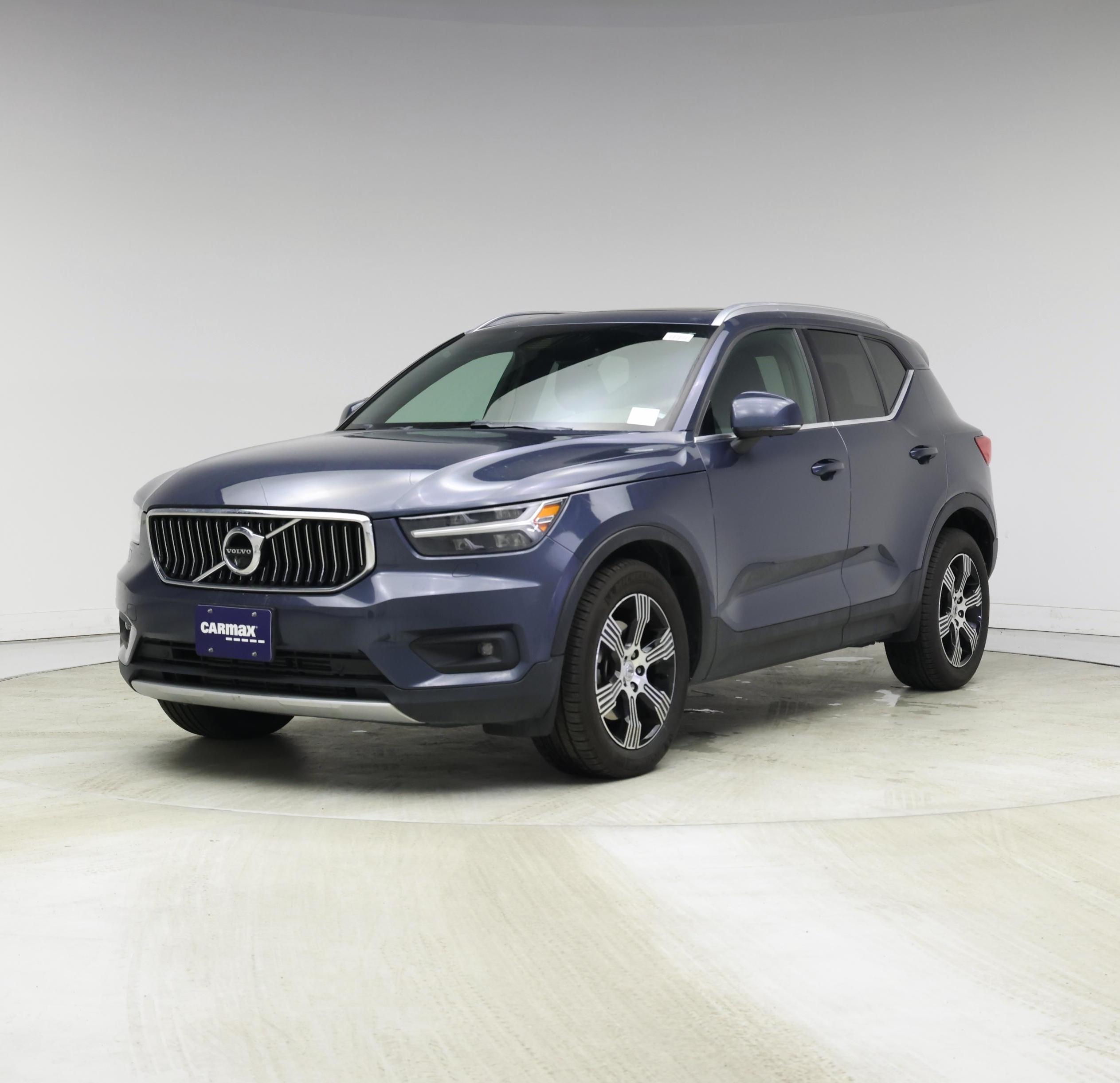 Thumbnail: 2020 Volvo XC40 - 4