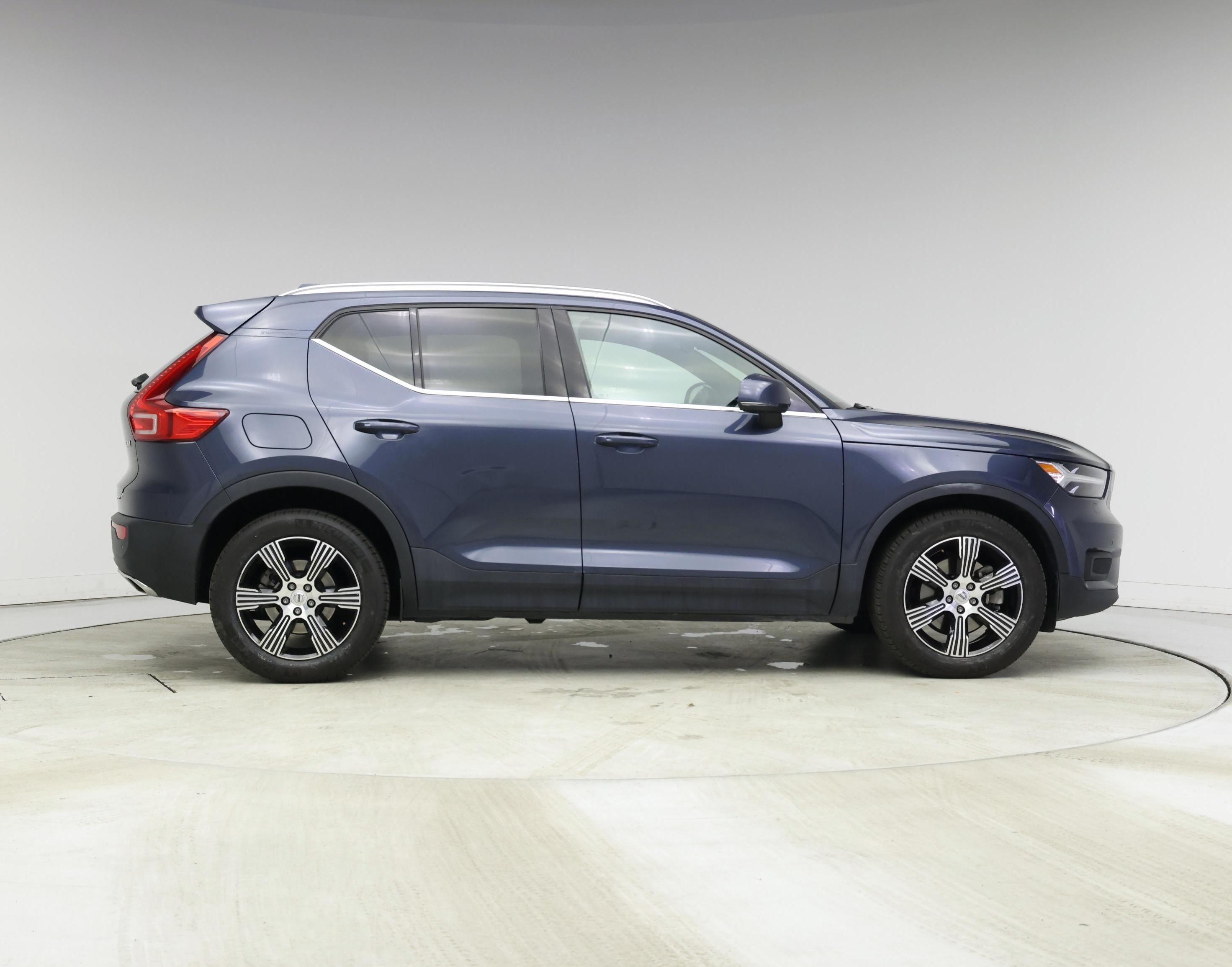 Thumbnail: 2020 Volvo XC40 - 7