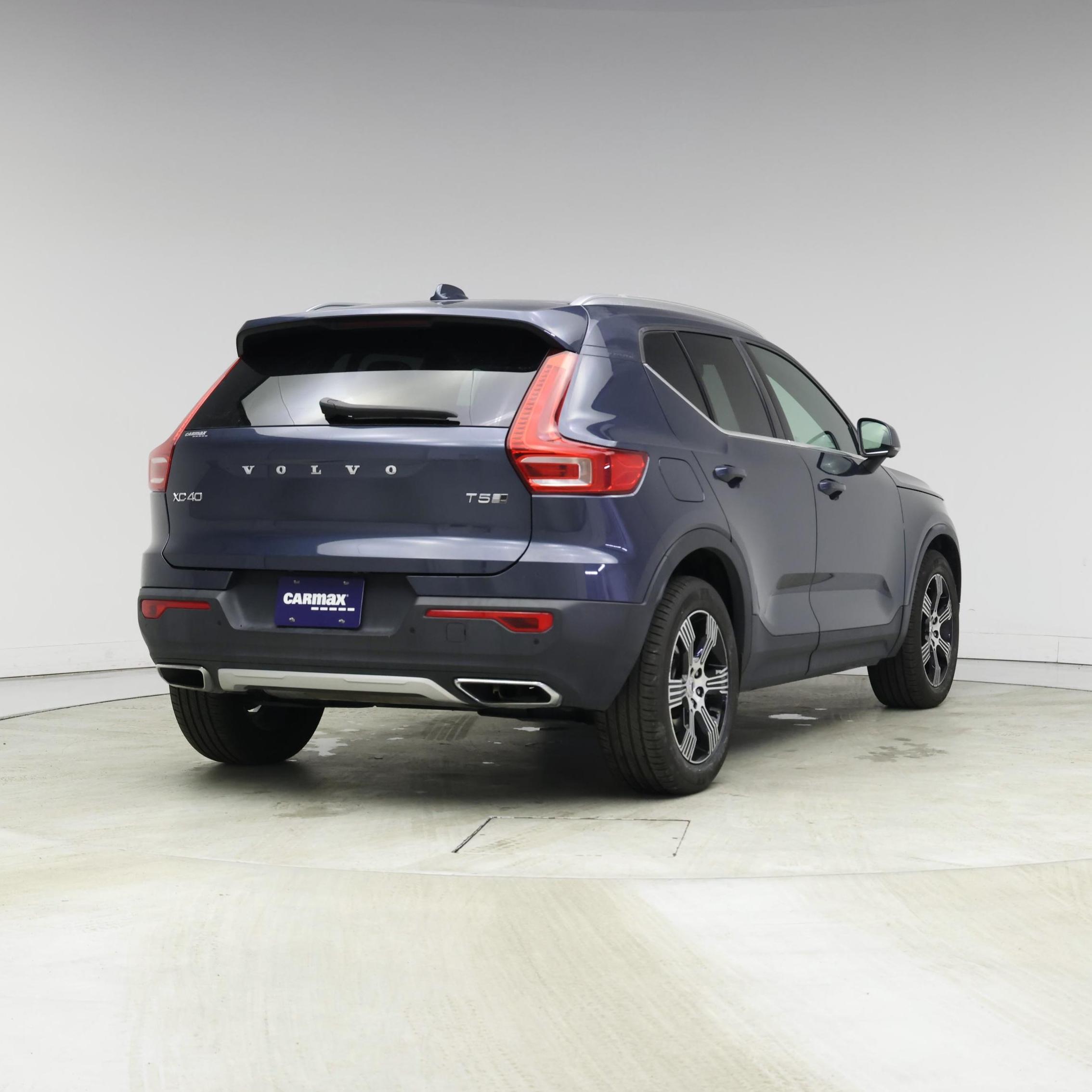 Thumbnail: 2020 Volvo XC40 - 8
