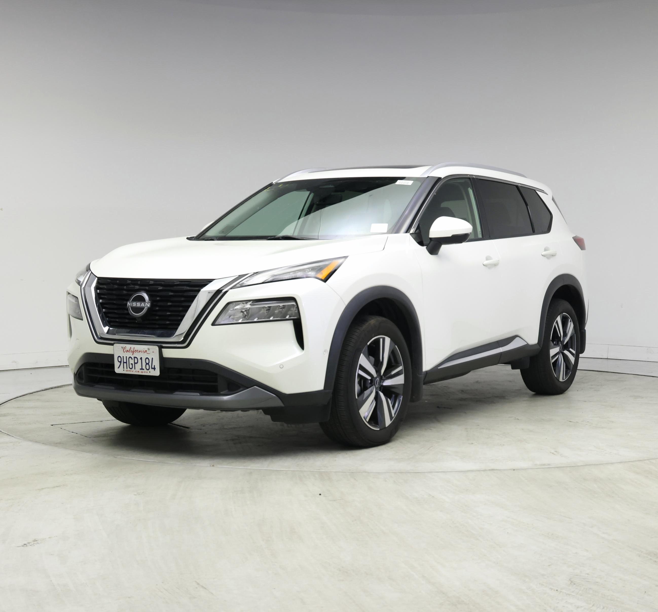 Thumbnail: 2023 Nissan Rogue - 4