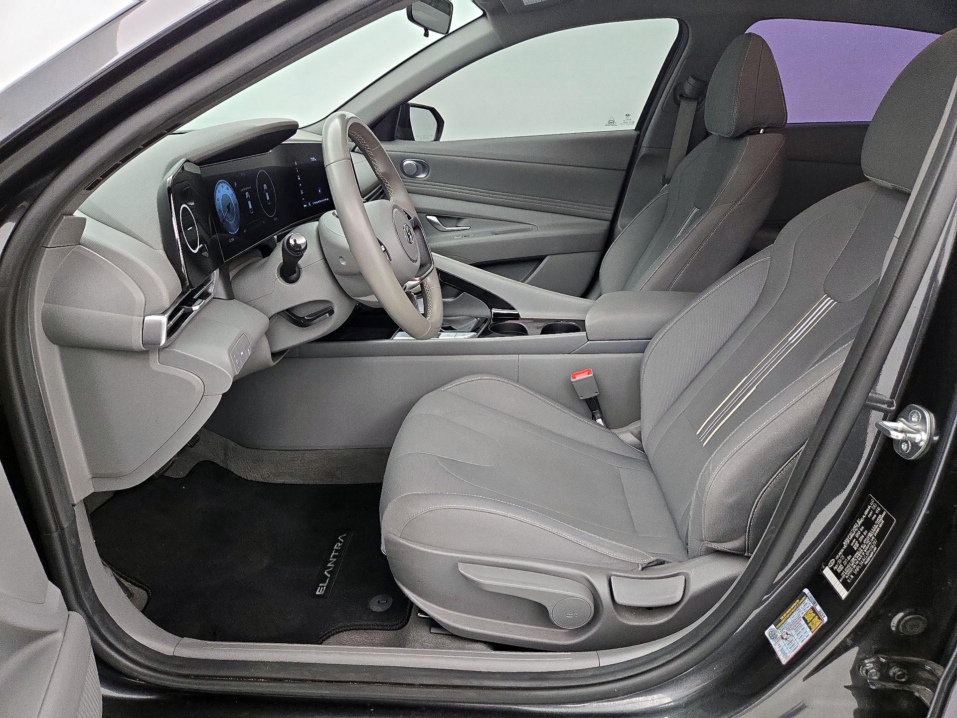 Thumbnail: 2023 Hyundai Elantra - 11