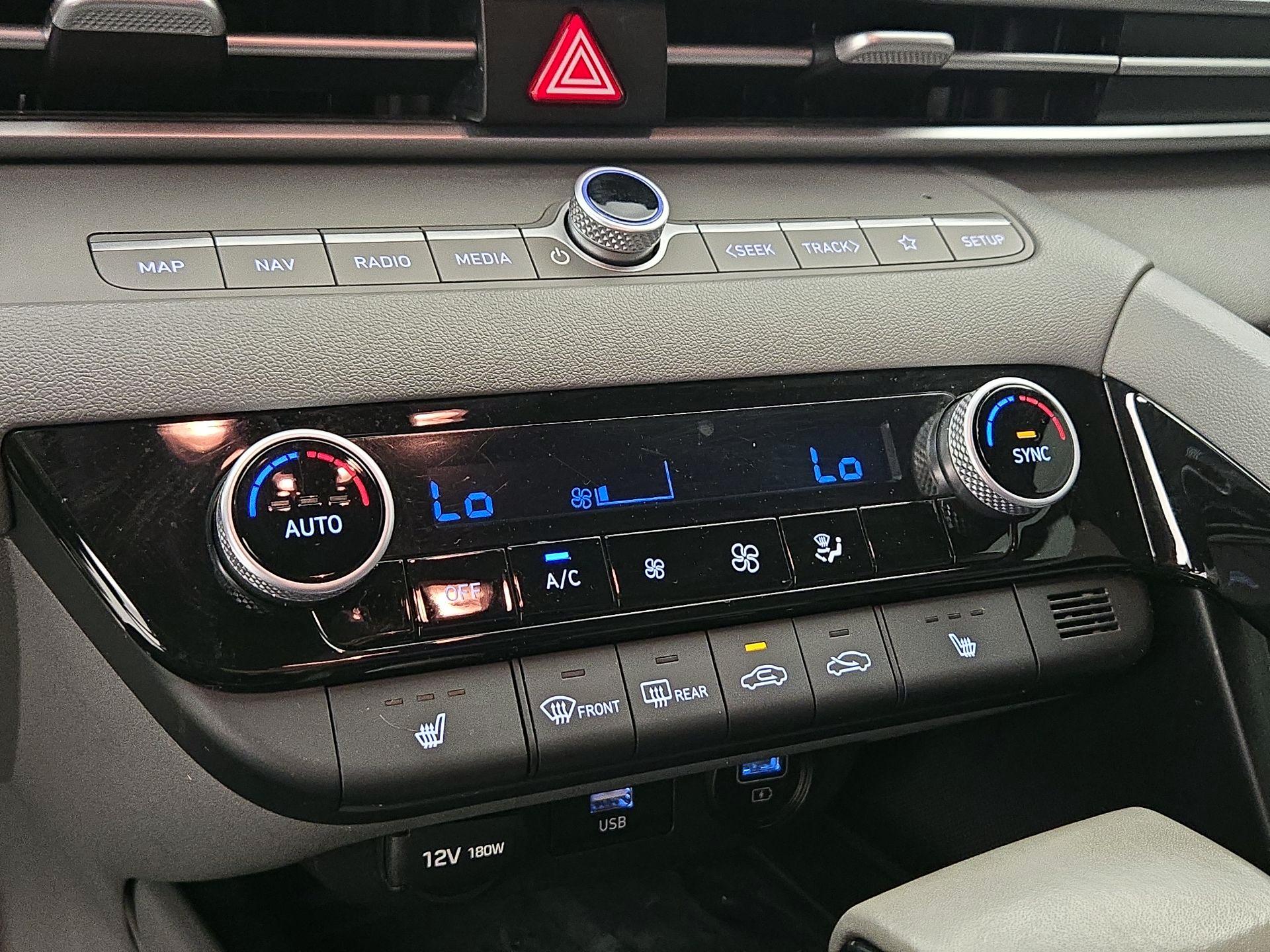 Thumbnail: 2023 Hyundai Elantra - 17