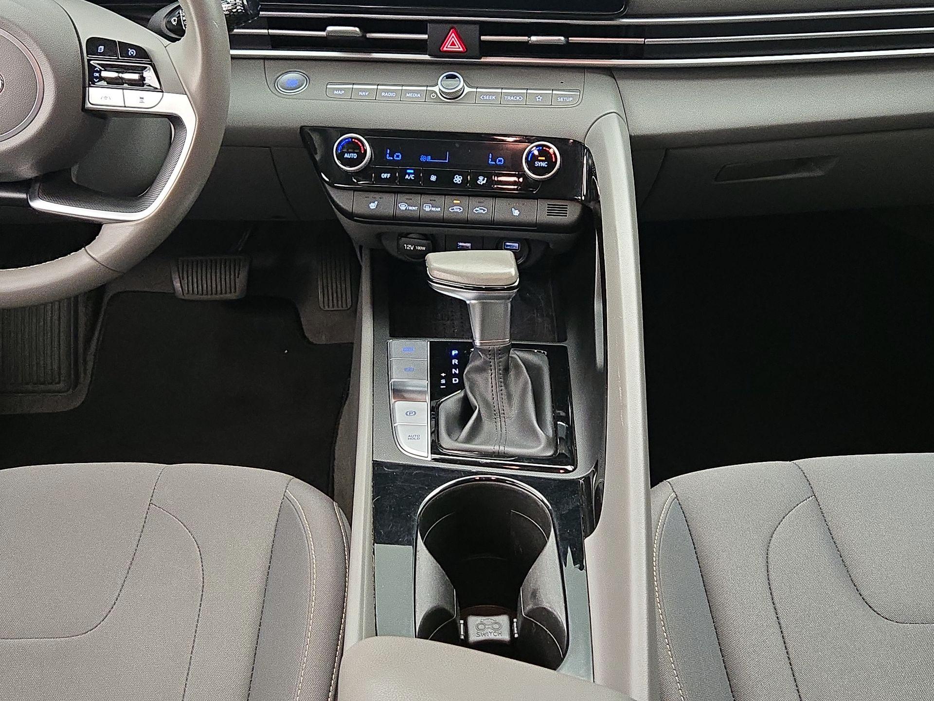 Thumbnail: 2023 Hyundai Elantra - 18