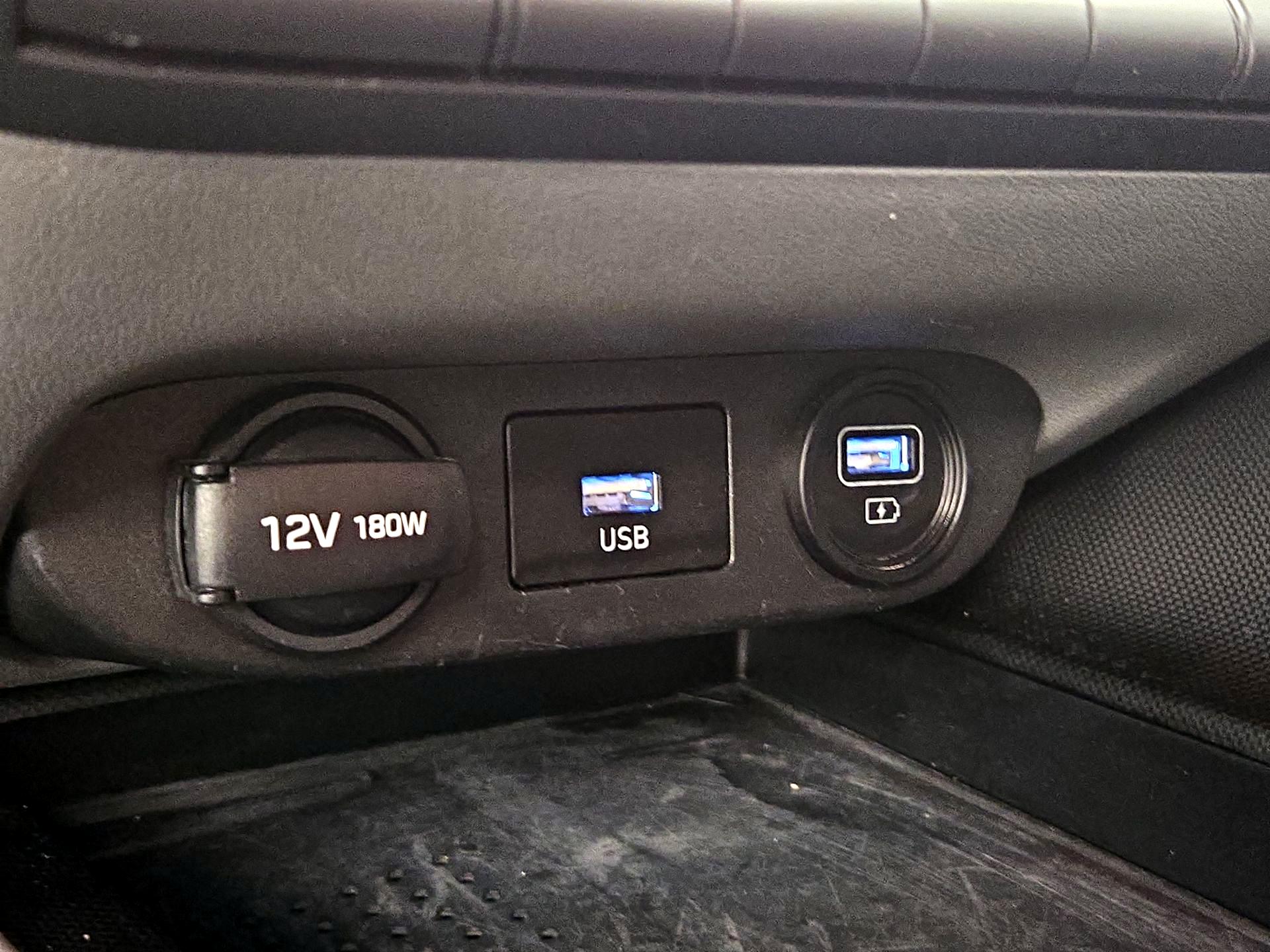 Thumbnail: 2023 Hyundai Elantra - 19