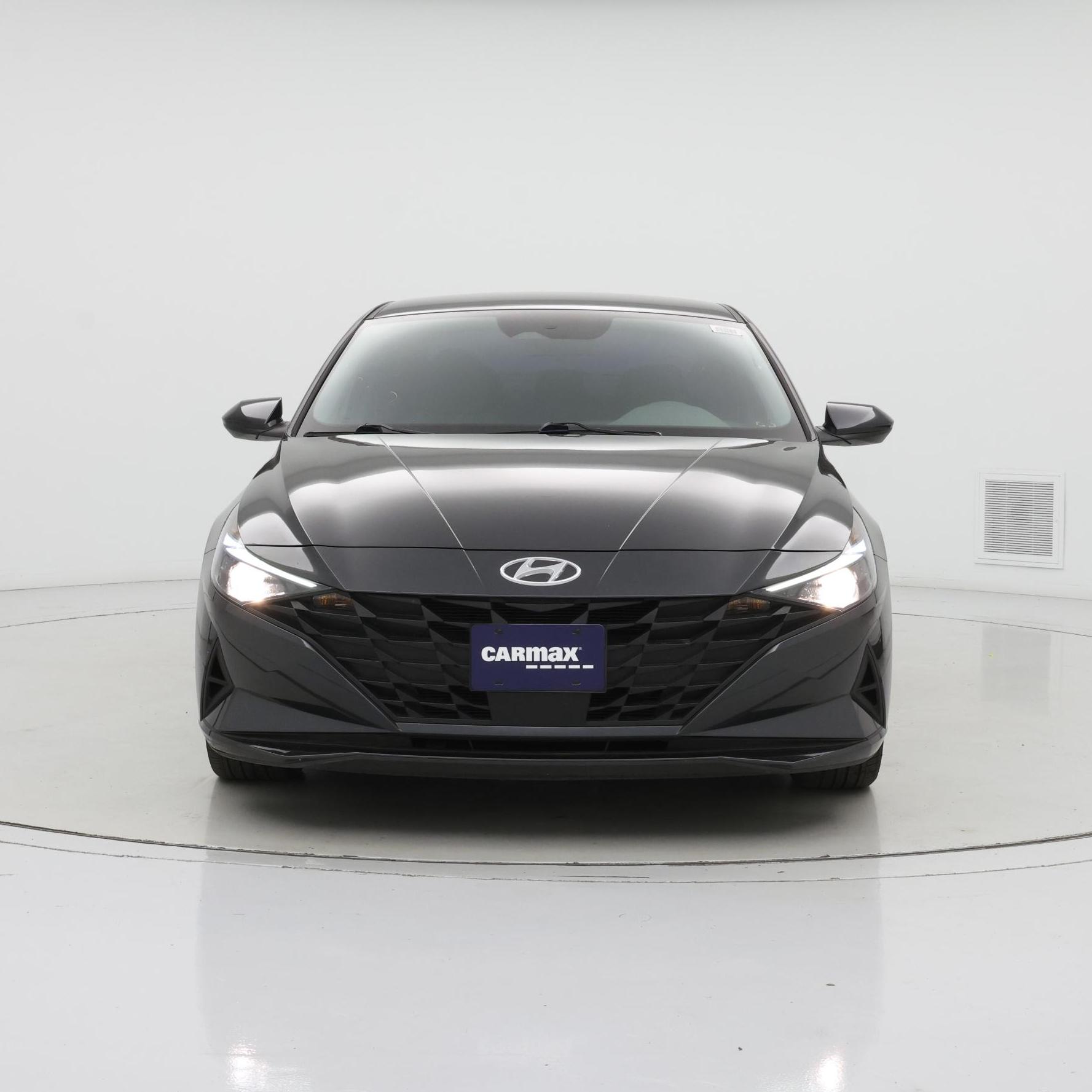 Thumbnail: 2023 Hyundai Elantra - 5